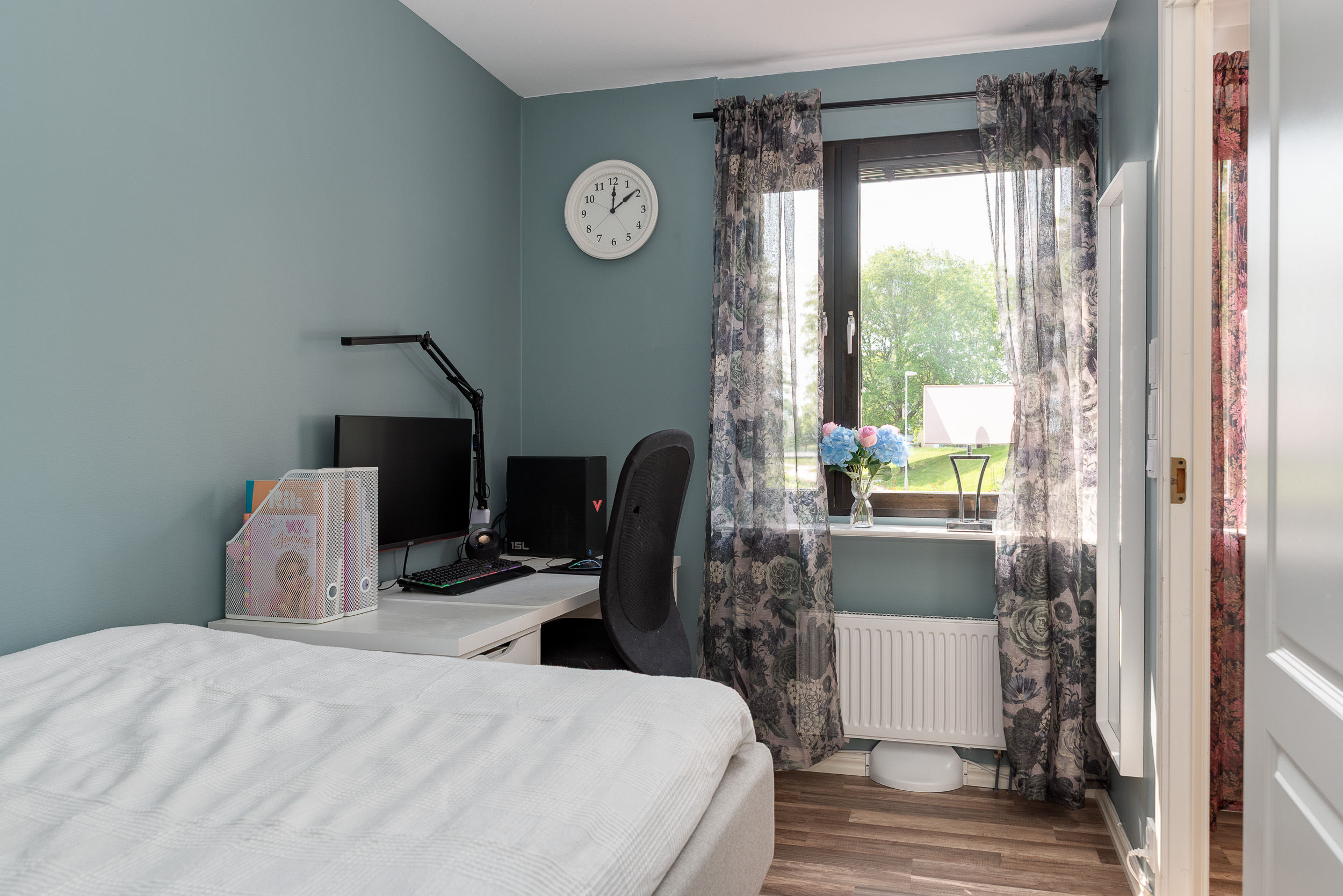 Bostadsbild från Släggkastargatan 10, Såld i Rönnby, Västerås