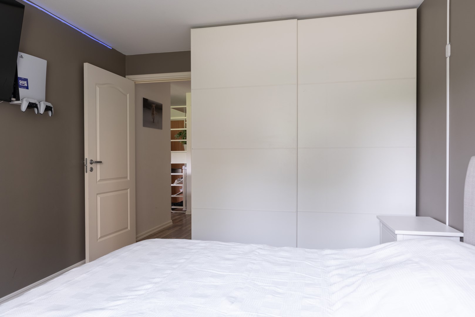 Bostadsbild från Släggkastargatan 10, Såld i Rönnby, Västerås