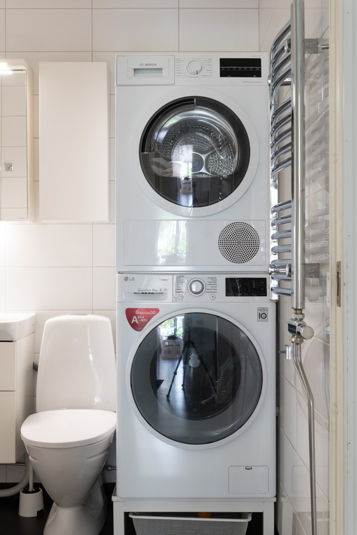 Bostadsbild från Släggkastargatan 10, Såld i Rönnby, Västerås