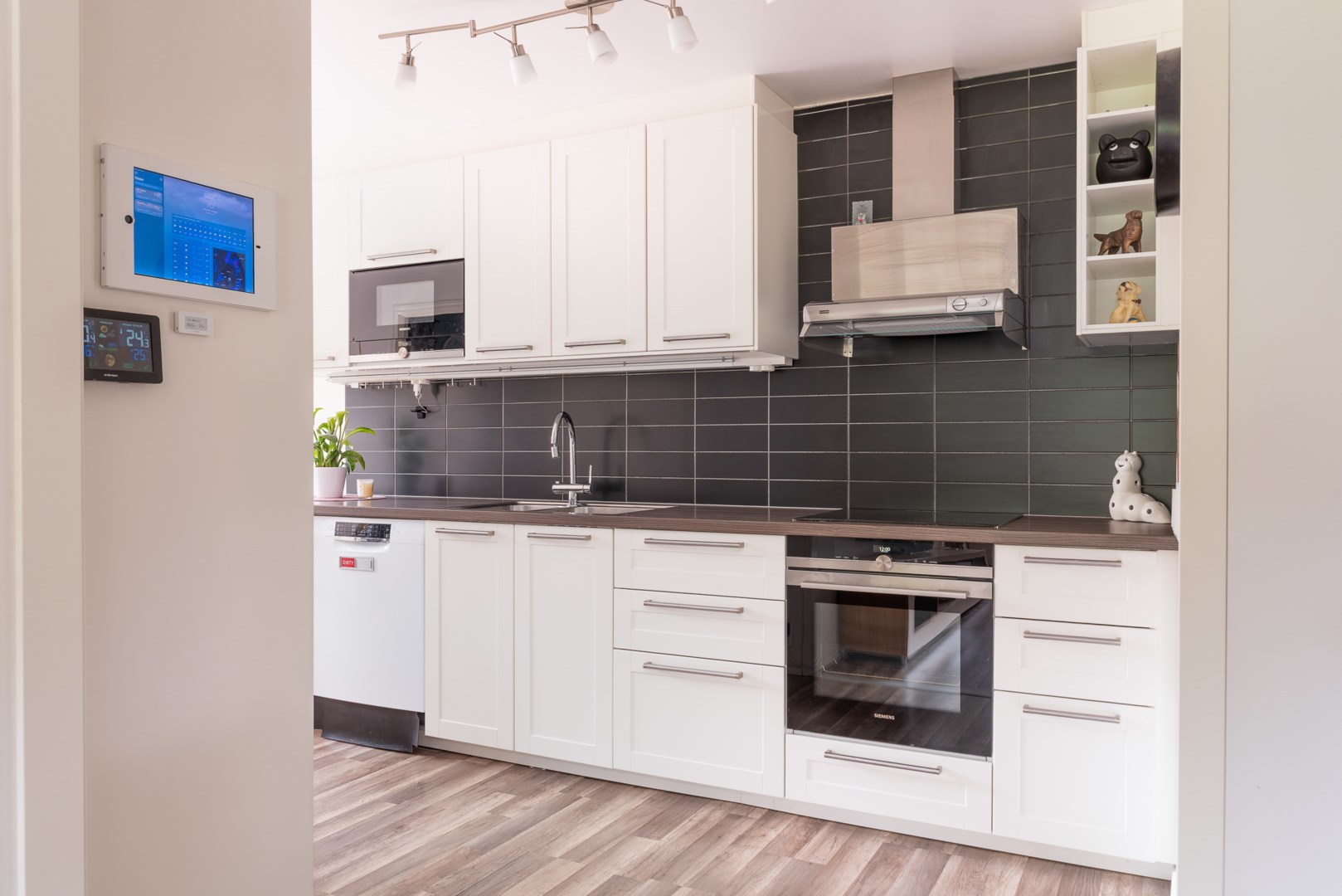 Bostadsbild från Släggkastargatan 10, Såld i Rönnby, Västerås