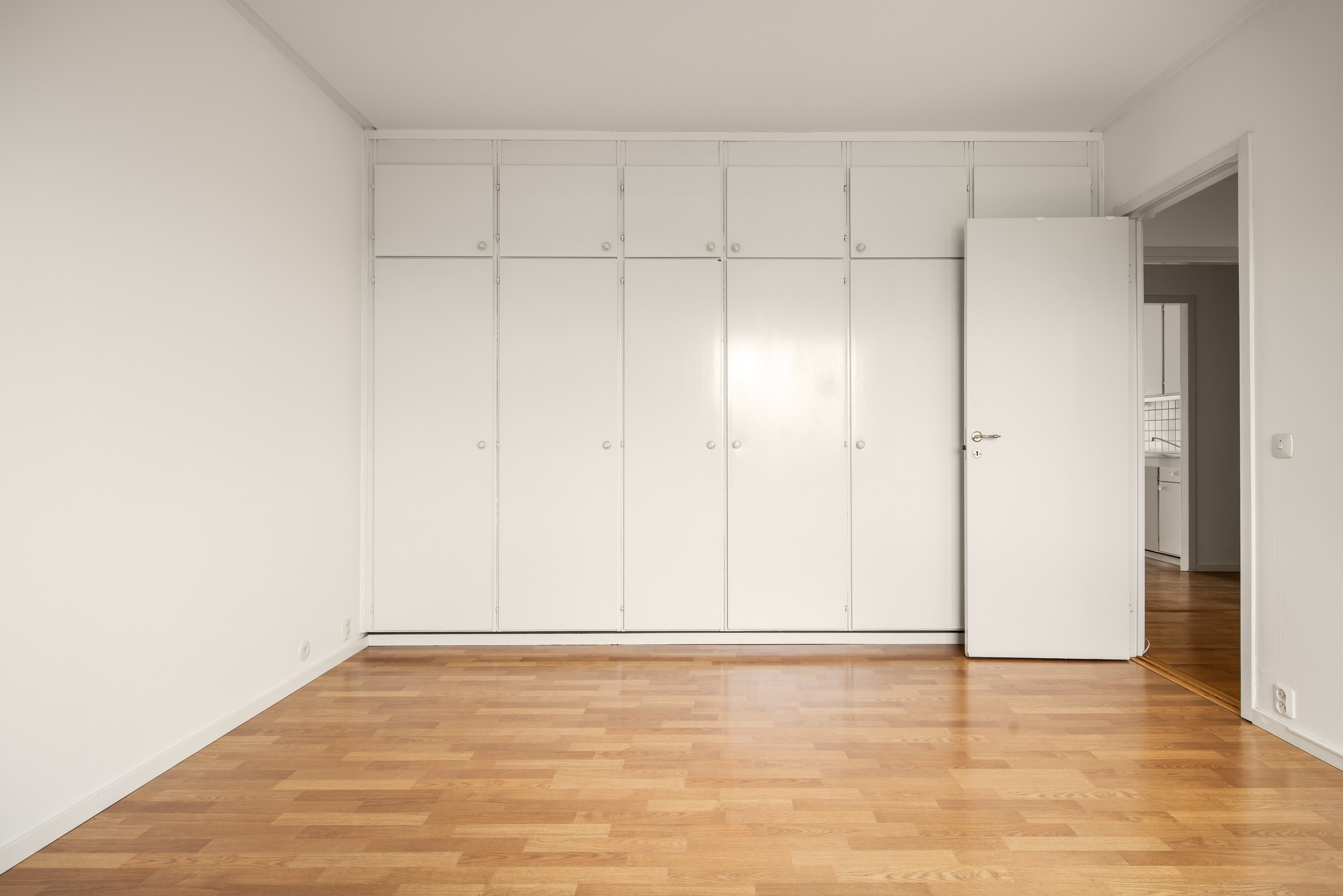 Bostadsbild från Vinterbrinksvägen 19, 3/3tr, Såld i Igelbodaplatån - Saltsjöbaden, Nacka