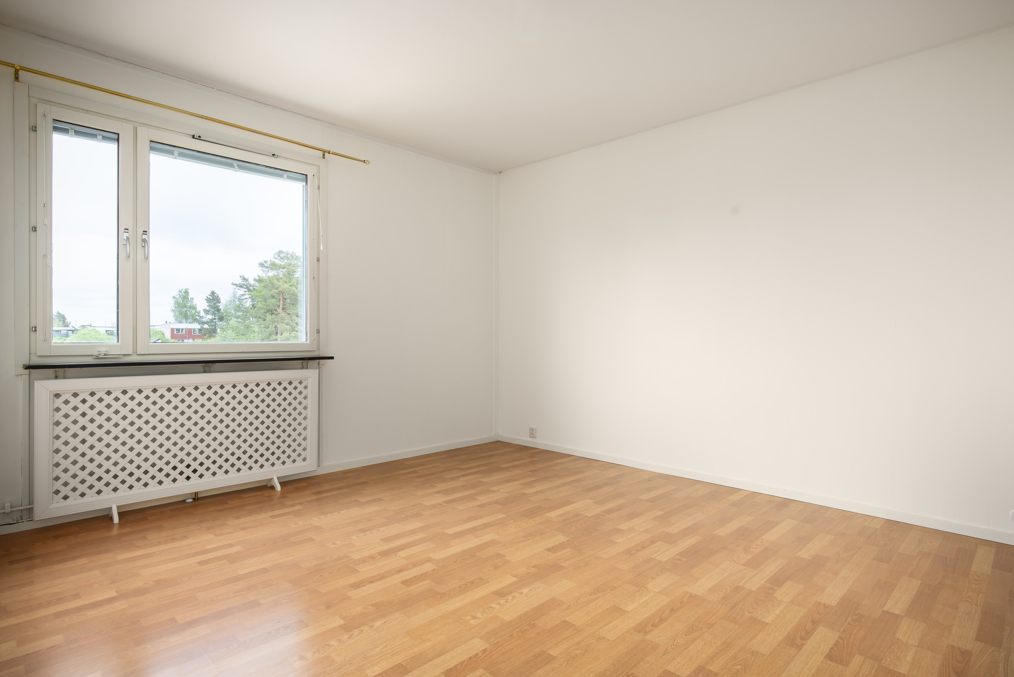 Bostadsbild från Vinterbrinksvägen 19, 3/3tr, Såld i Igelbodaplatån - Saltsjöbaden, Nacka