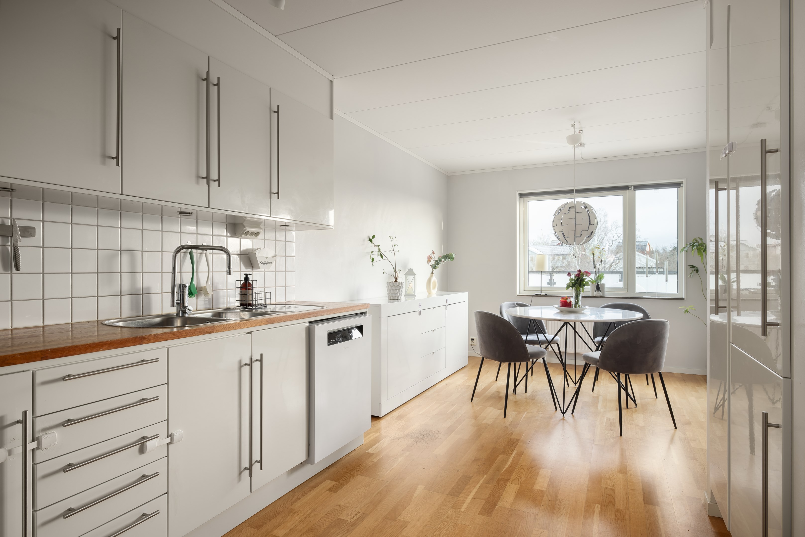 Bostadsbild från Ektorpsvägen 9, Till salu i Ektorp, Nacka