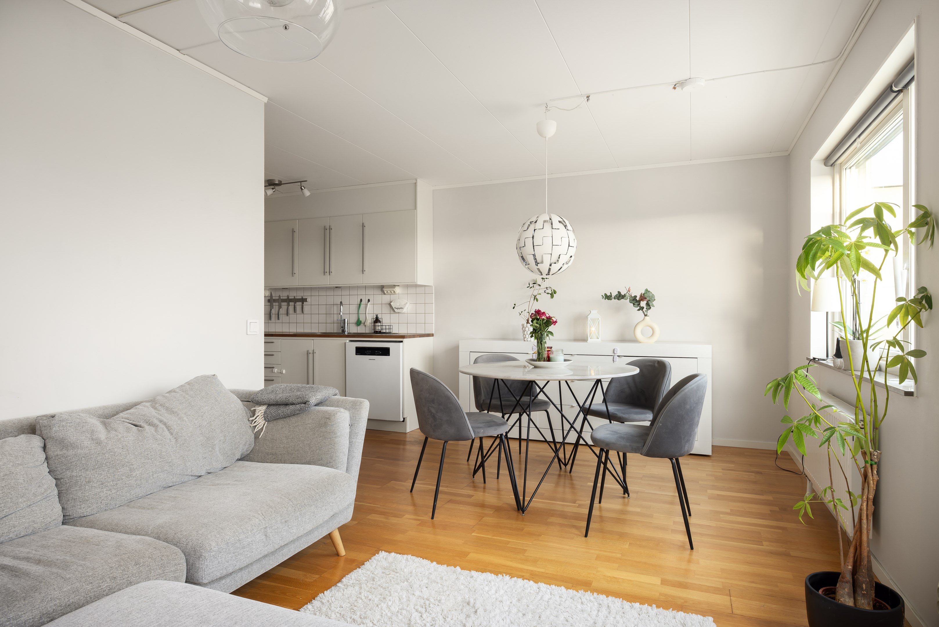 Bostadsbild från Ektorpsvägen 9, Till salu i Ektorp, Nacka