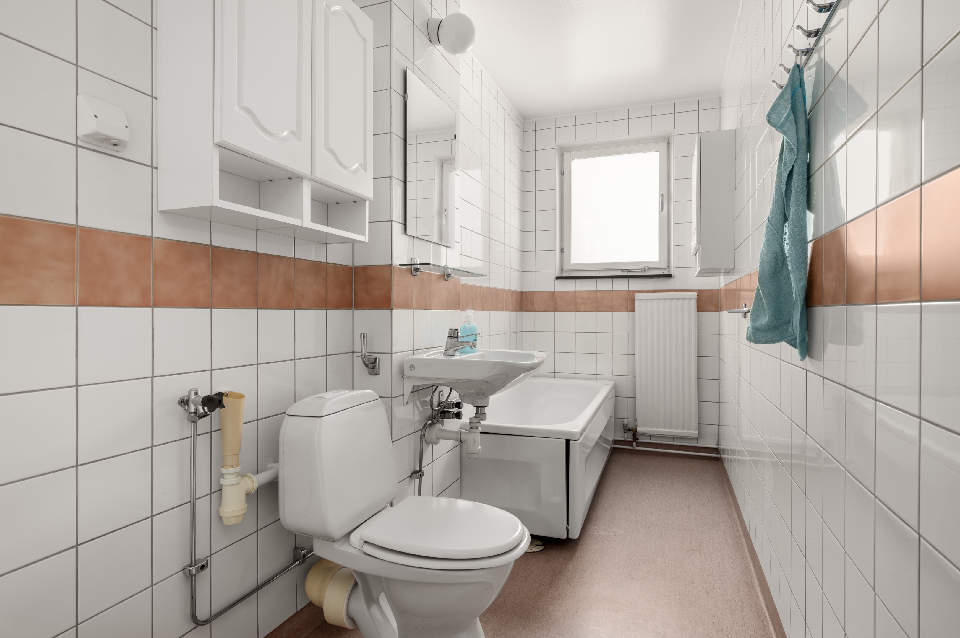 Bostadsbild från Ormingeringen 13B, Såld i Västra Orminge, Nacka