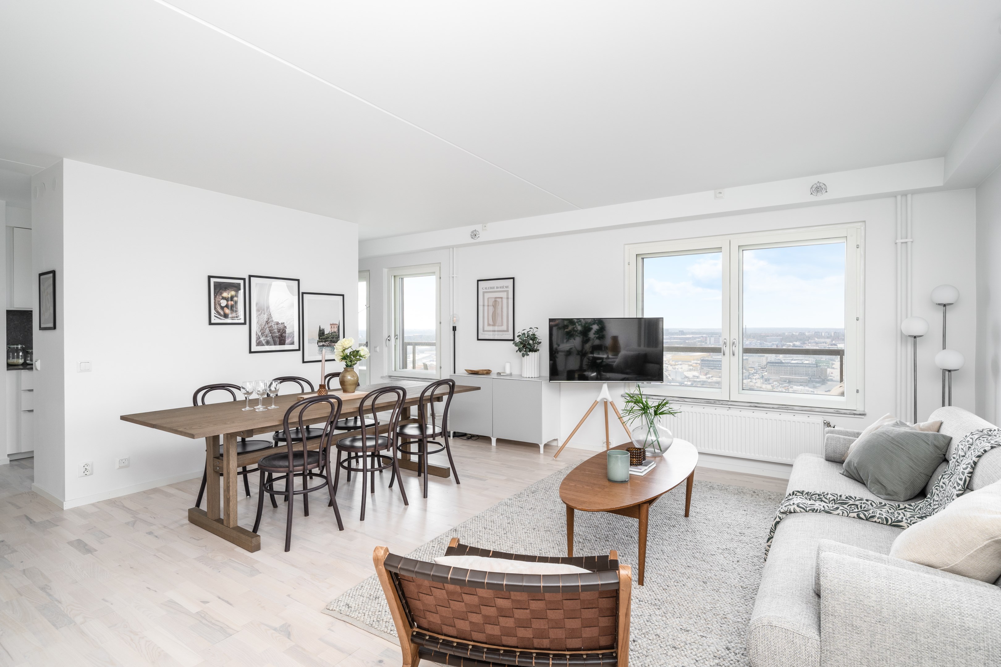 Bostadsbild från Årstaskogs Väg 10, vån 19, Såld i Årstaberg, Stockholm