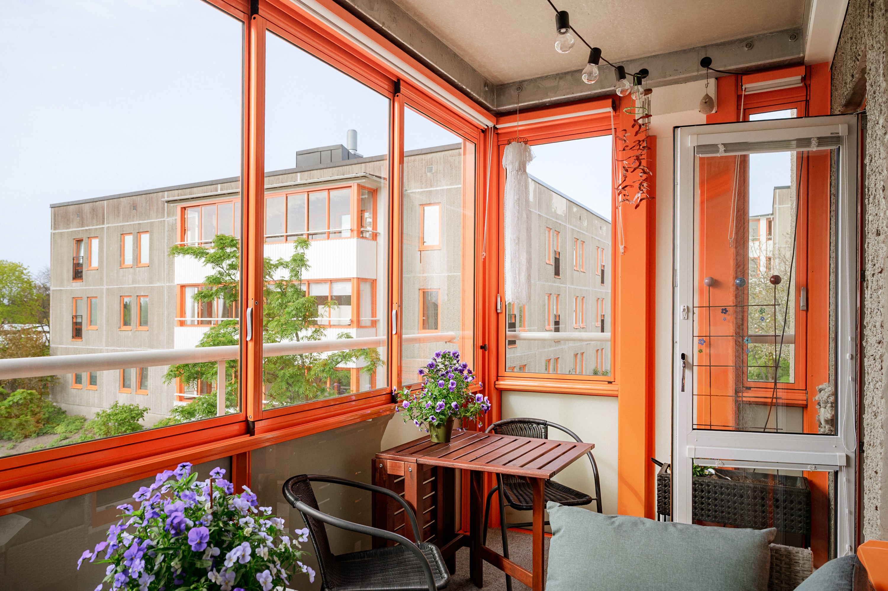 Bostadsbild från Ormingeringen 64, Till salu i Västra Orminge, Nacka