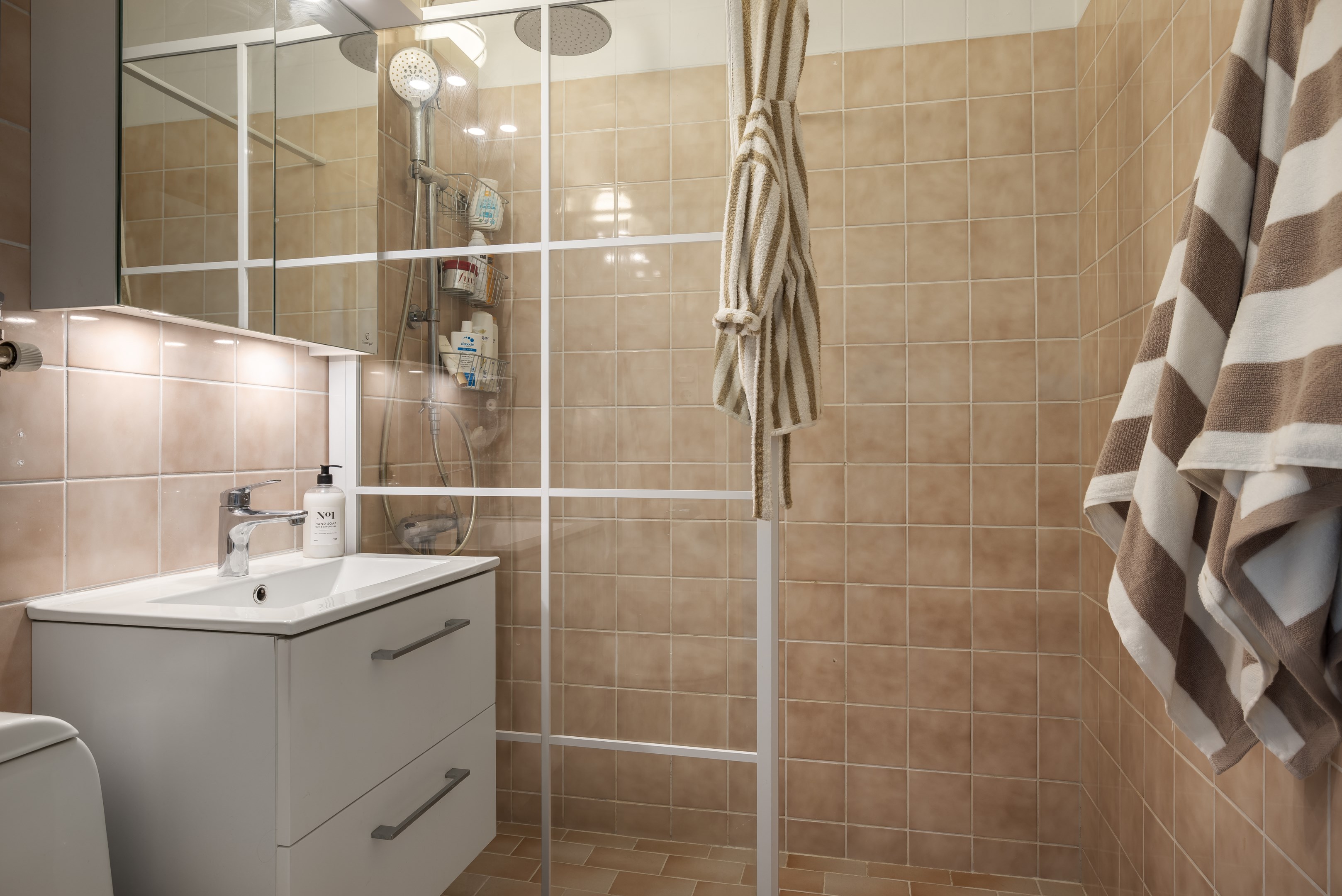 Bostadsbild från Finntorpsvägen 13, Såld i Finntorp, Nacka