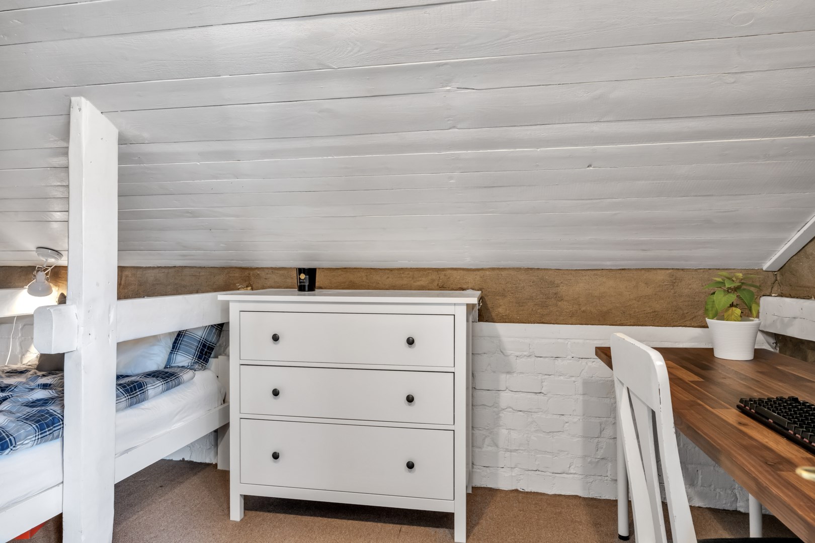 Bostadsbild från Hjalmar Brantingsgatan 4A, Såld i Fålhagen, Uppsala