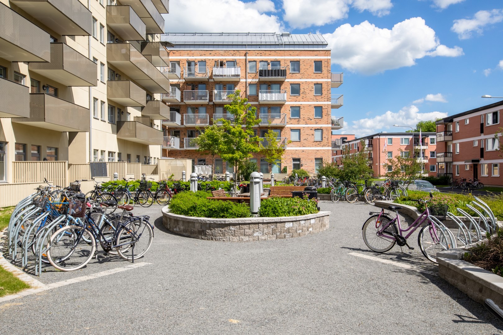 Bostadsbild från Råbyvägen 53 D, Såld i Gränby, Uppsala