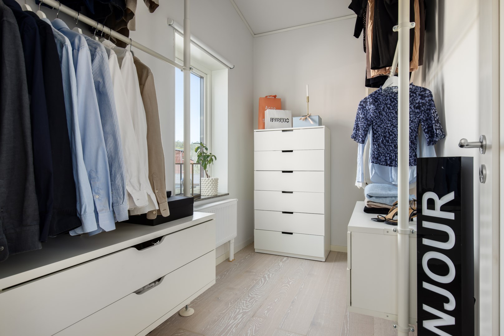 Bostadsbild från Kils gårdsväg 25B, Såld i Insjön, Nacka