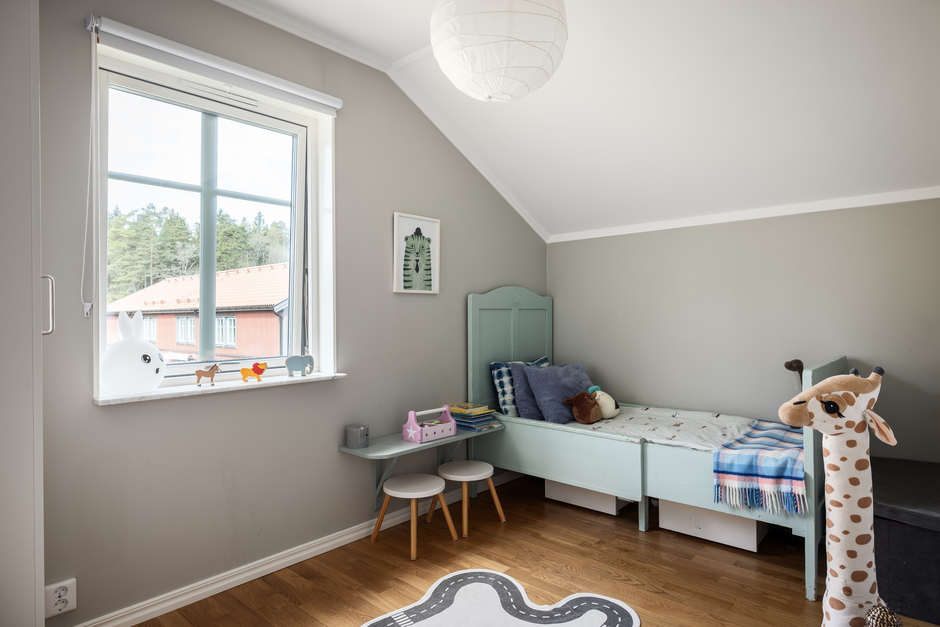 Bostadsbild från Smårisvägen 6A, Såld i Södra kopparmora, Värmdö