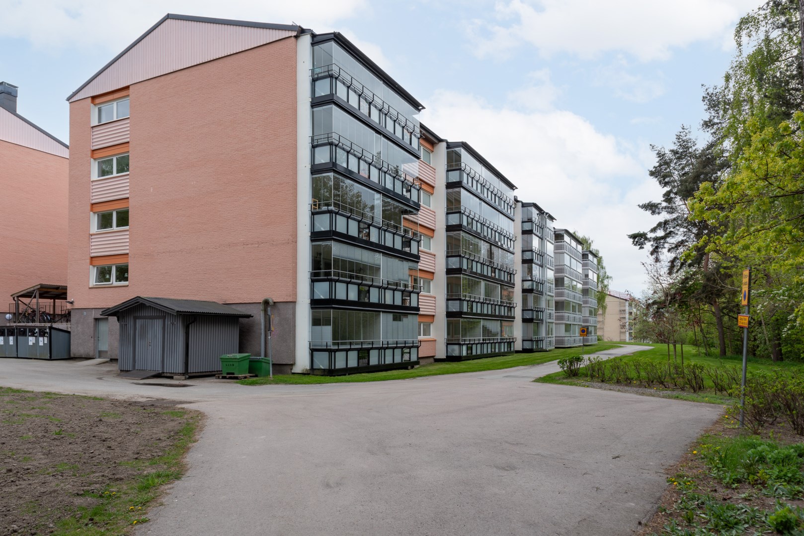 Bostadsbild från Skjutbanegatan 15B, Såld i Haga, Västerås