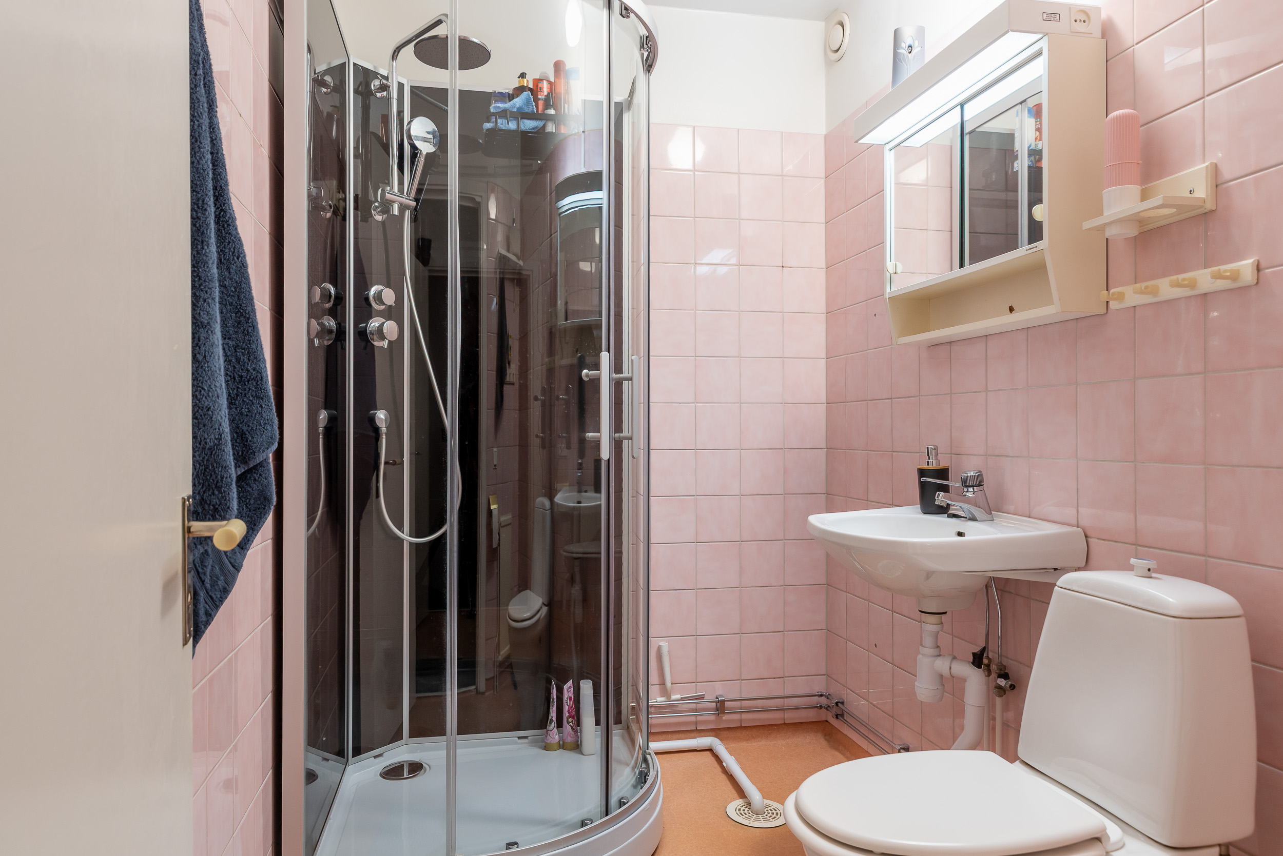 Bostadsbild från Skjutbanegatan 15B, Såld i Haga, Västerås