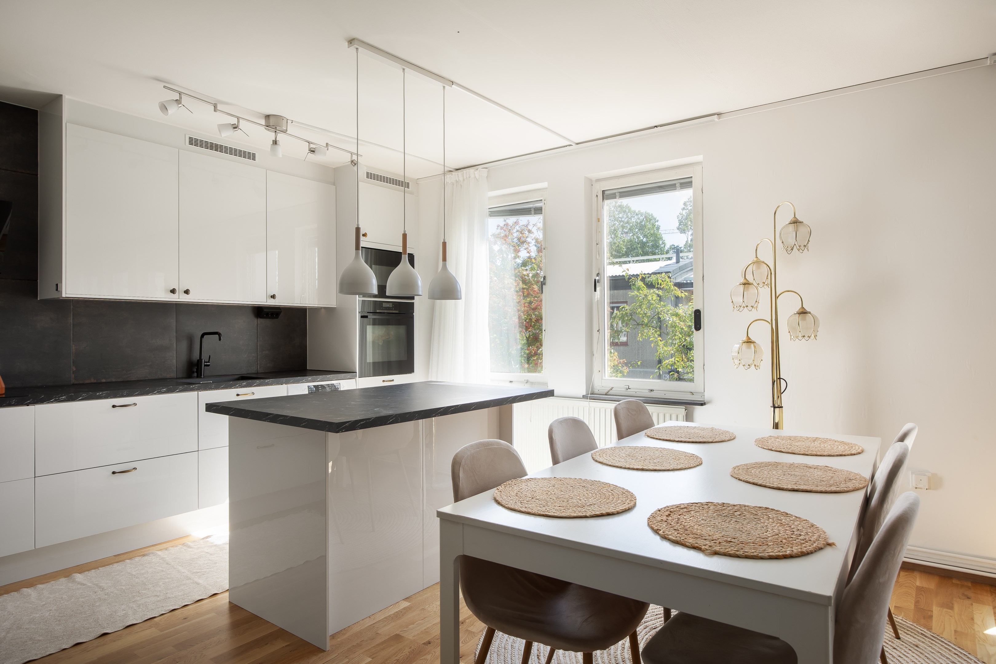 Bostadsbild från Ormingeringen 9C, Kommande i Västra Orminge, Nacka