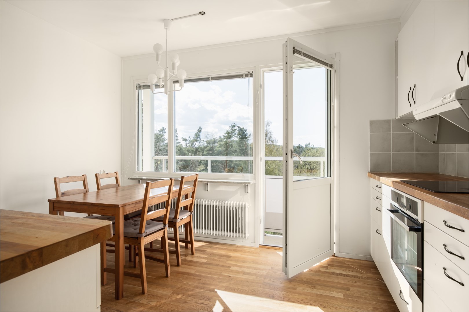 Bostadsbild från Oxelvägen 45, Kommande i Älta, Nacka