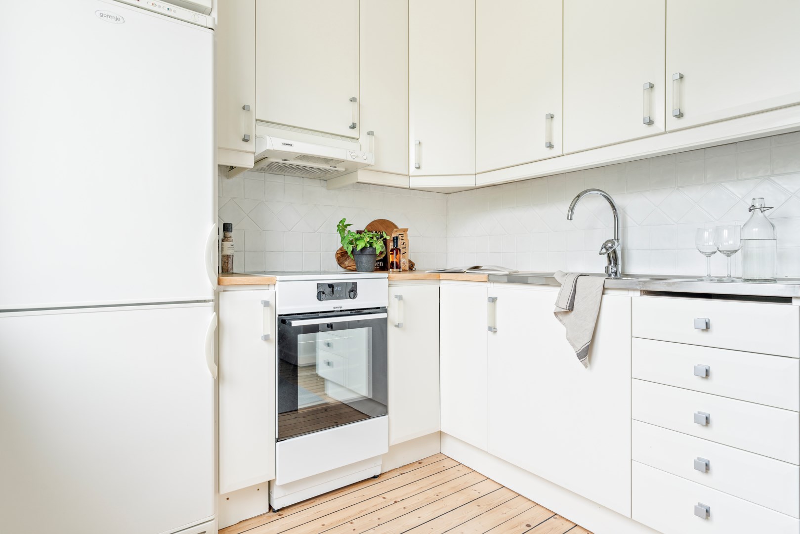 Bostadsbild från Ängby torg 16, Till salu i Bromma - Norra Ängby, Stockholm