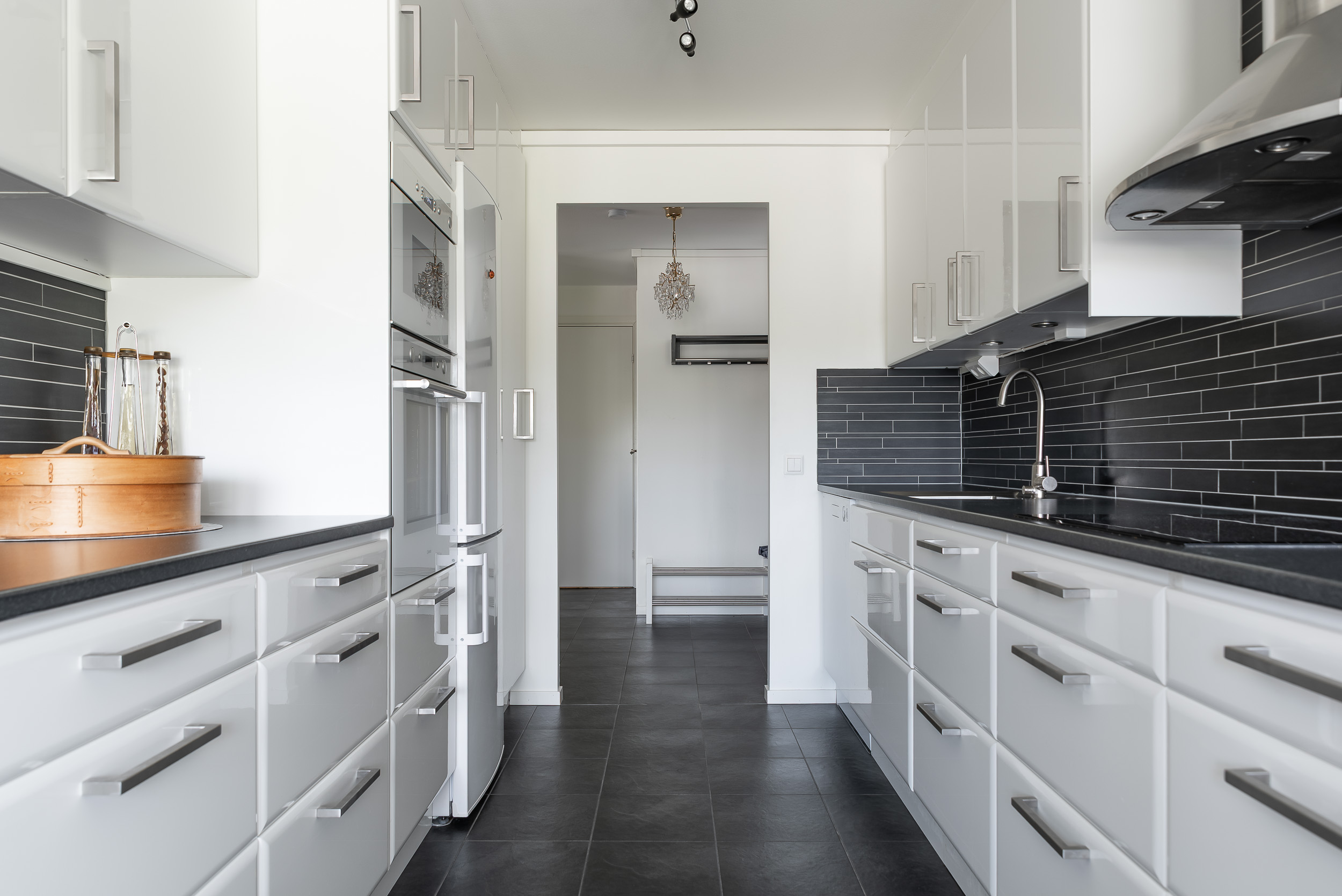 Bostadsbild från Släggkastargatan 10, Såld i Rönnby, Västerås