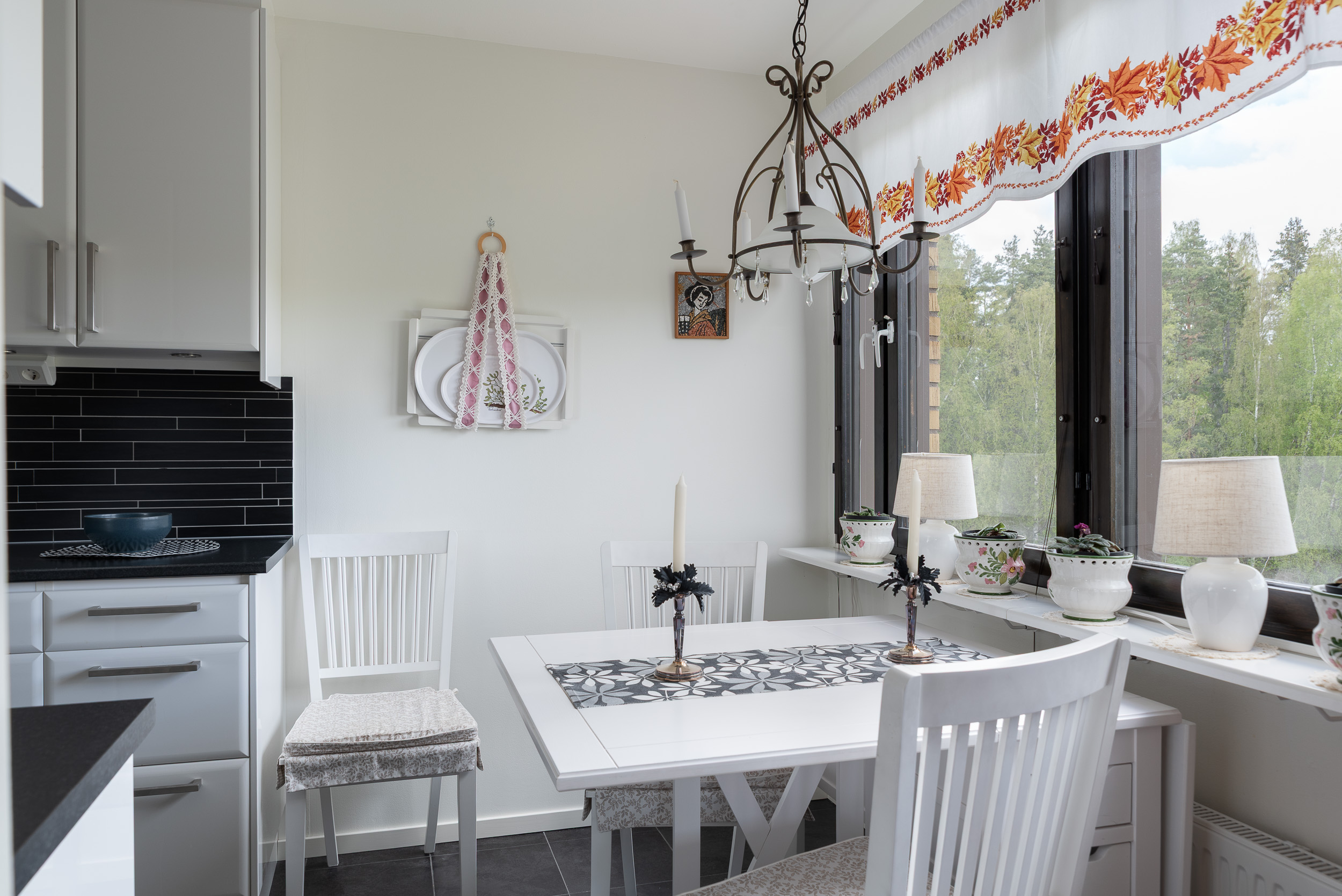 Bostadsbild från Släggkastargatan 10, Såld i Rönnby, Västerås