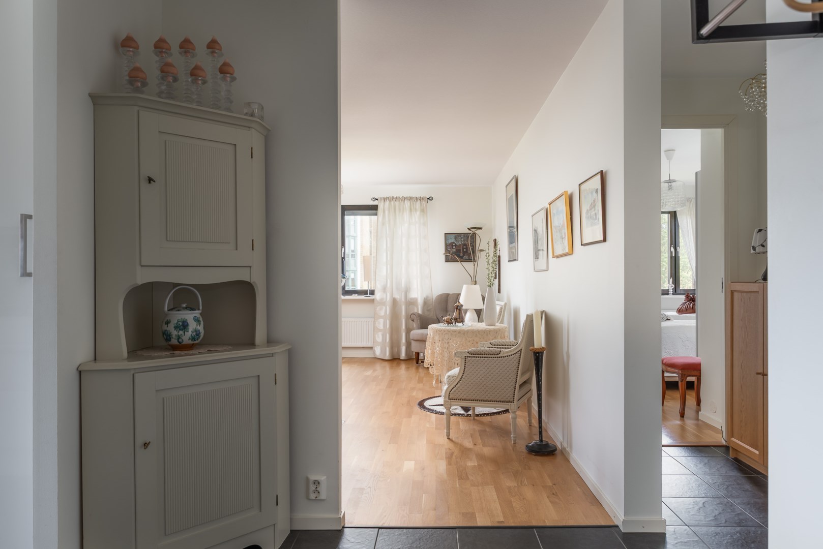 Bostadsbild från Släggkastargatan 10, Till salu i Rönnby, Västerås