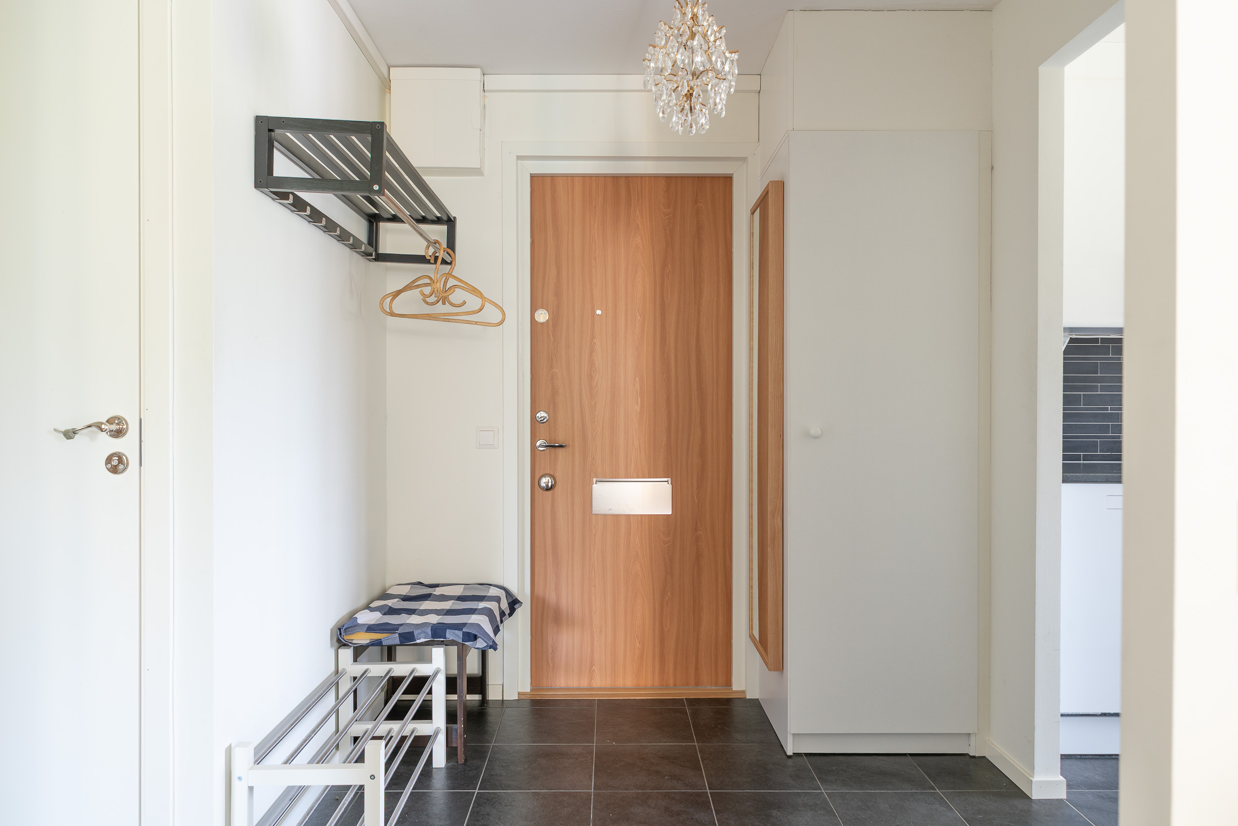 Bostadsbild från Släggkastargatan 10, Såld i Rönnby, Västerås