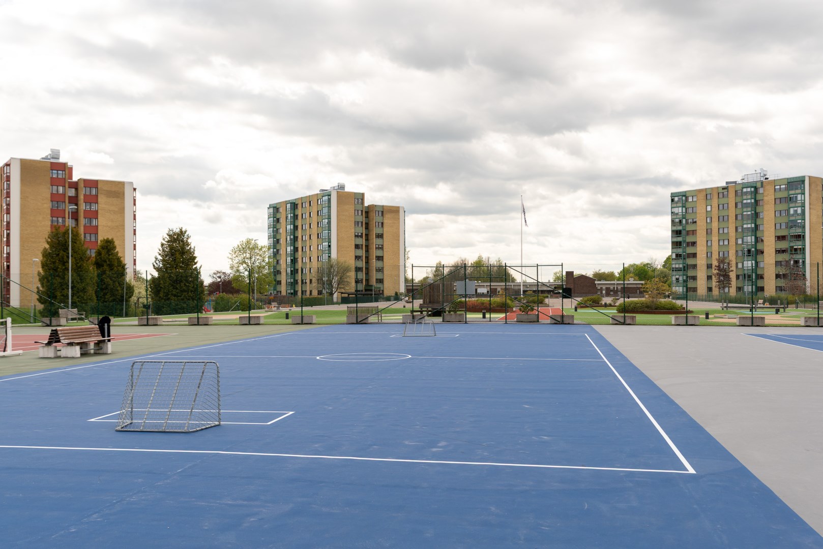 Bostadsbild från Släggkastargatan 10, Till salu i Rönnby, Västerås