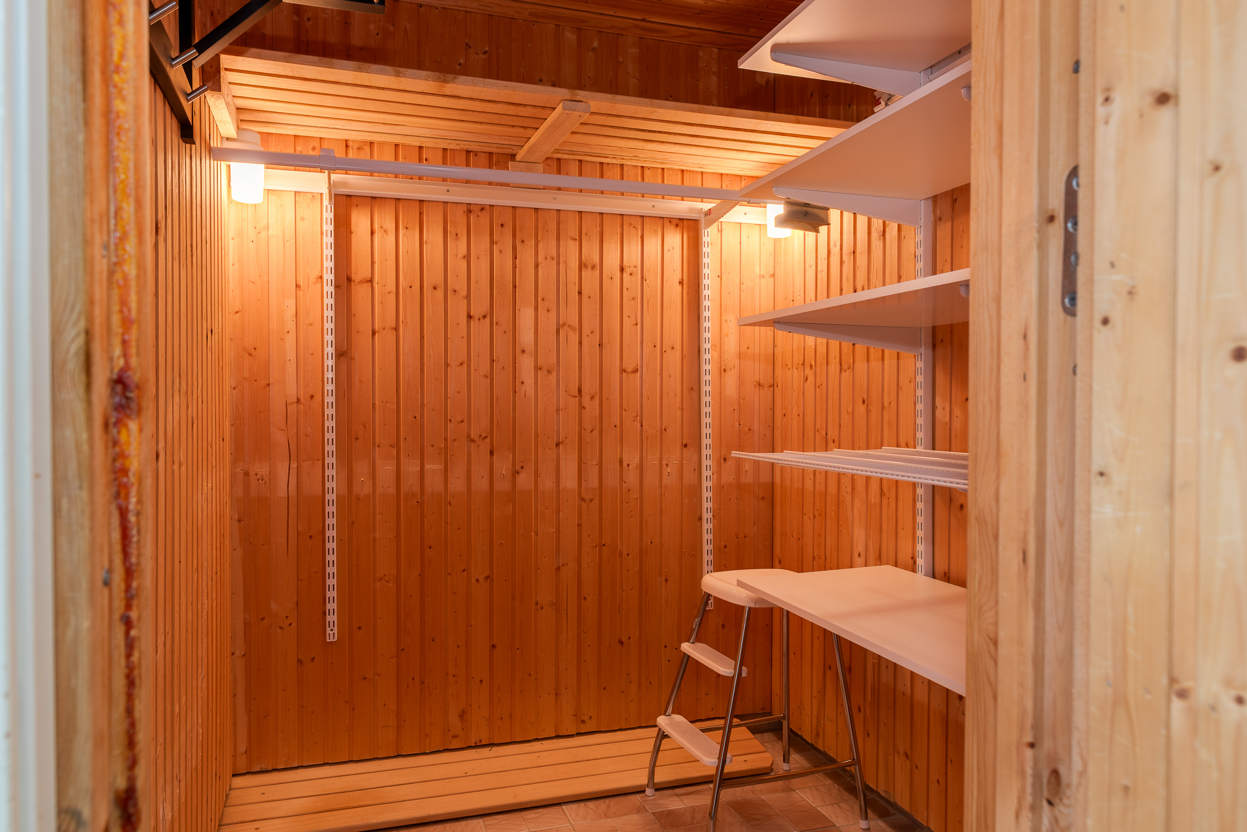 Bostadsbild från Släggkastargatan 10, Såld i Rönnby, Västerås