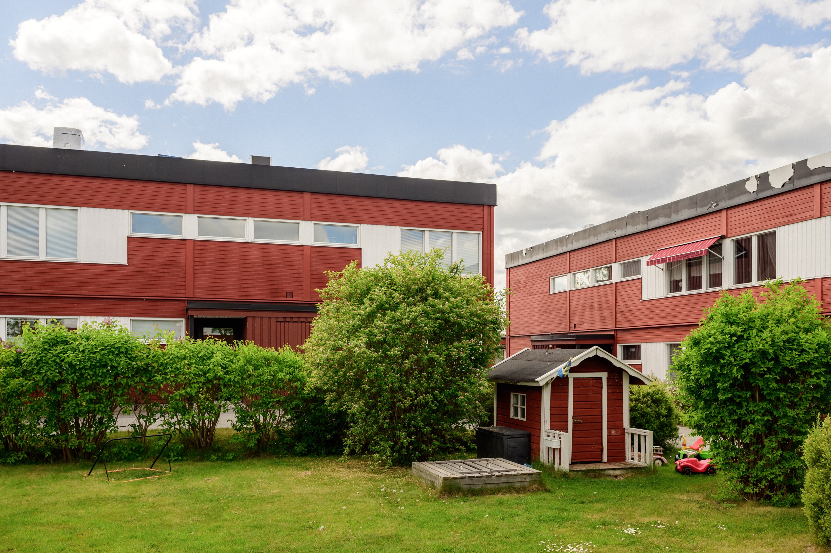 Bostadsbild från Ljuskärrsvägen 86, Såld i Ljuskärrsberget - Saltsjöbaden, Nacka