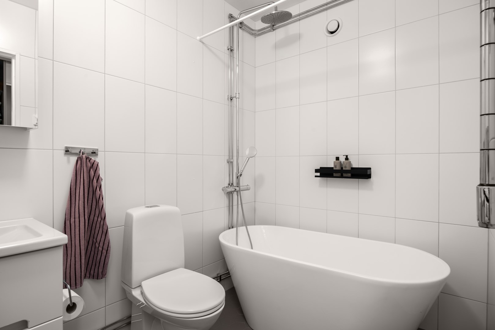 Bostadsbild från Tollareslingan 50, 3tr, Till salu i Tollare, Nacka