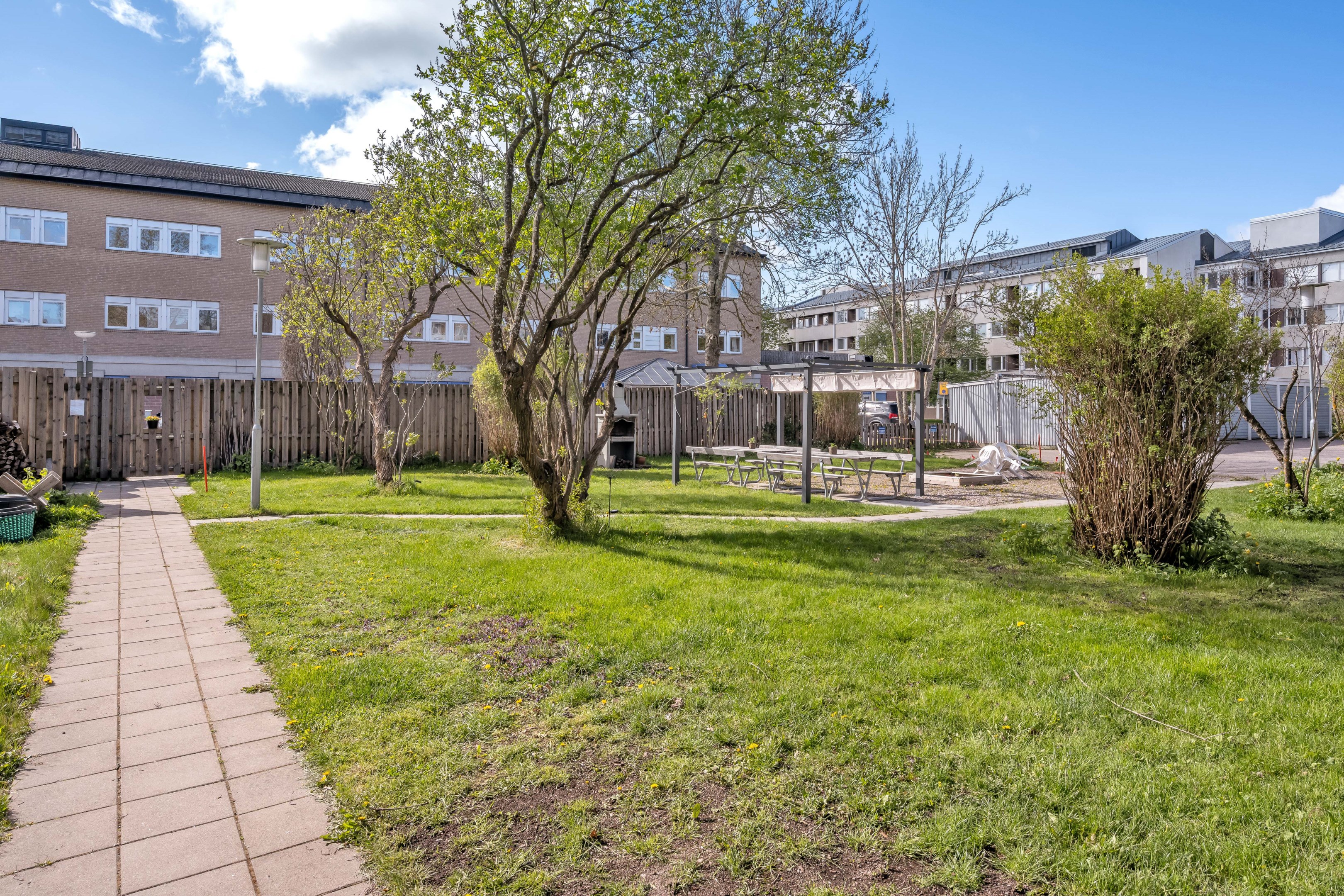 Bostadsbild från Gamla Uppsalagatan 3, Såld i Främre Svartbäcken, Uppsala