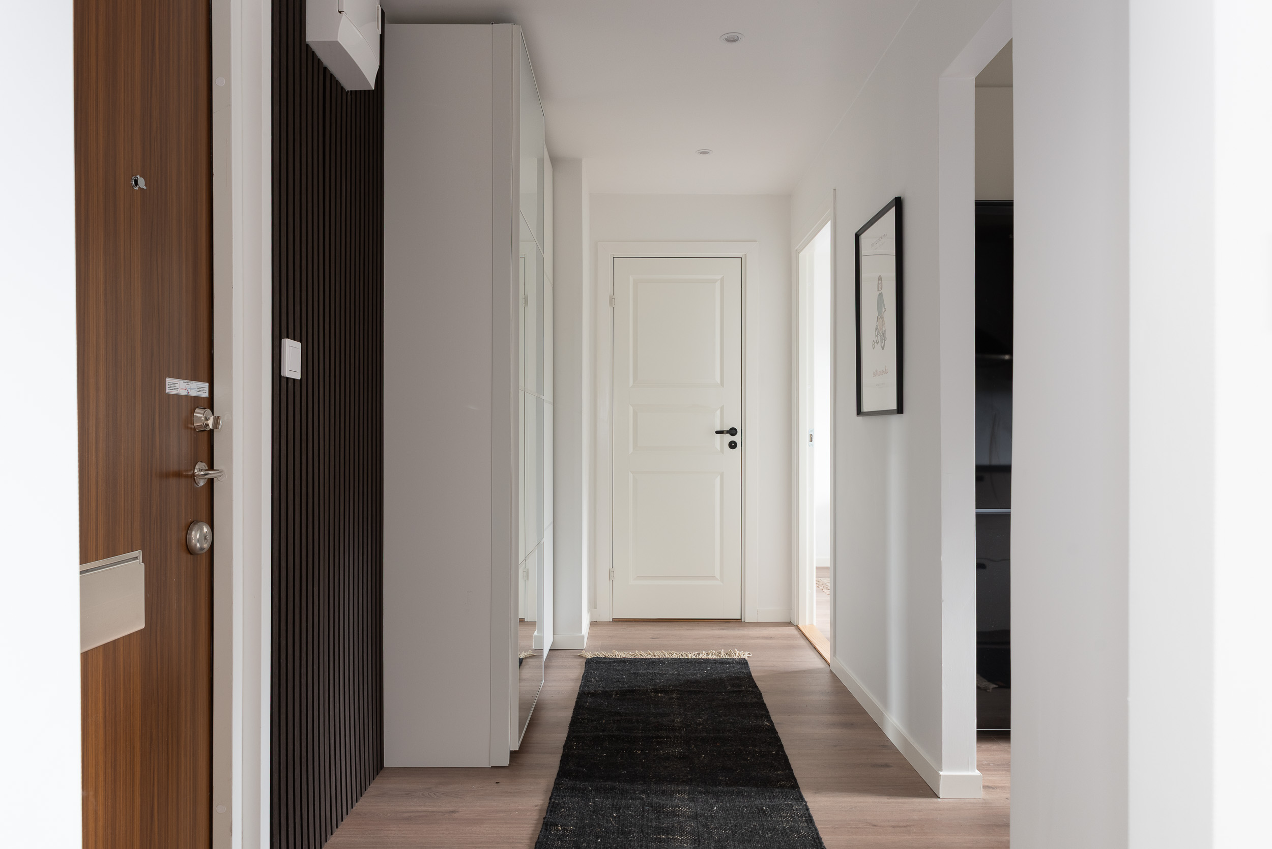 Bostadsbild från Gunnilbogatan 28A, Såld i Malmaberg, Västerås