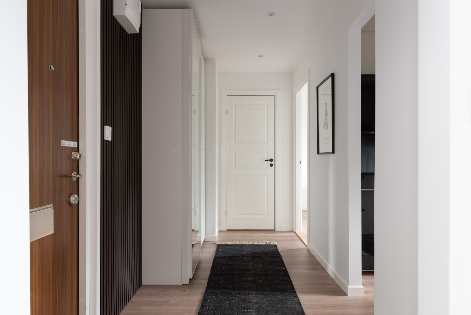 Bostadsbild från Gunnilbogatan 28A, Såld i Malmaberg, Västerås