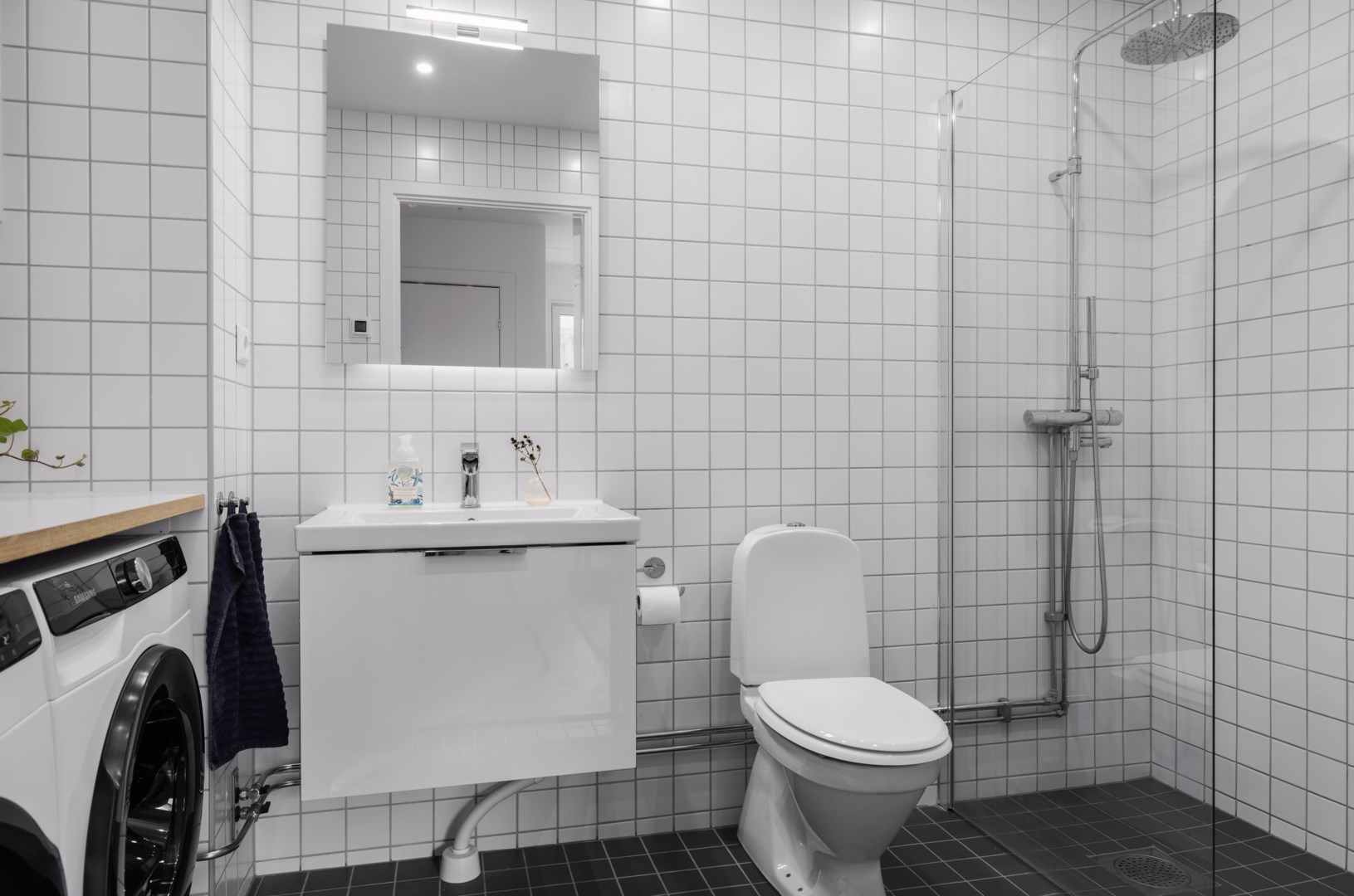 Bostadsbild från Östra Finnbodavägen 11D, Såld i Saltsjöqvarn, Nacka