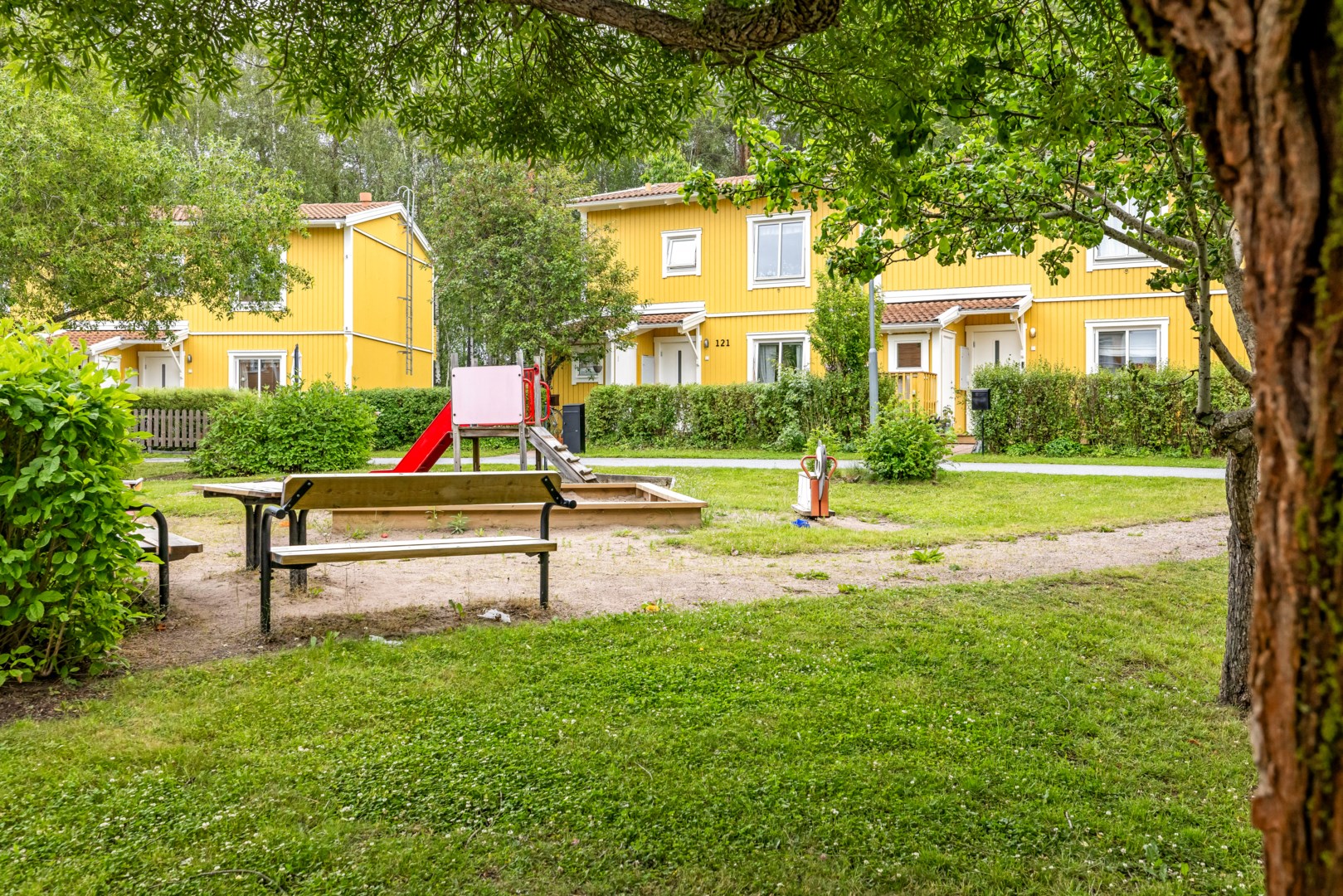 Bostadsbild från Åskmolnsvägen 95, Såld i Storvreta, Uppsala