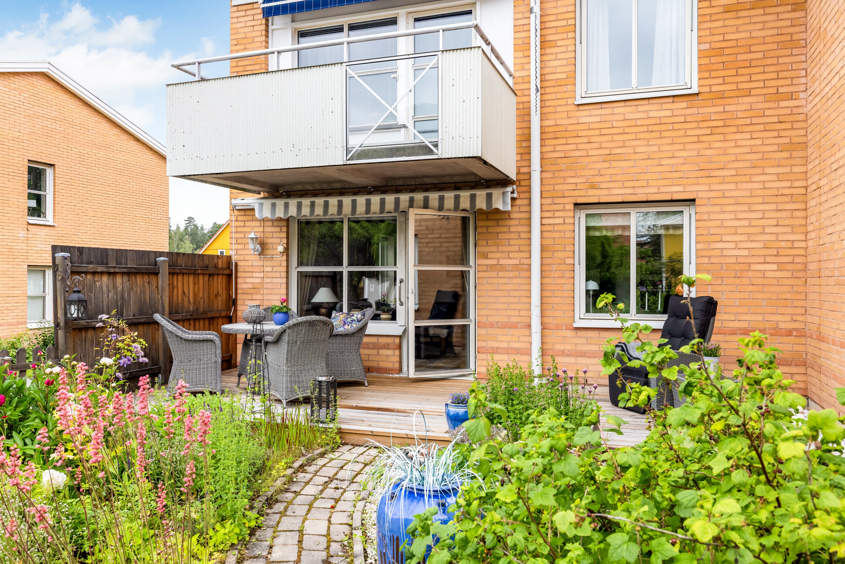 Bostadsbild från Åskmolnsvägen 95, Såld i Storvreta, Uppsala