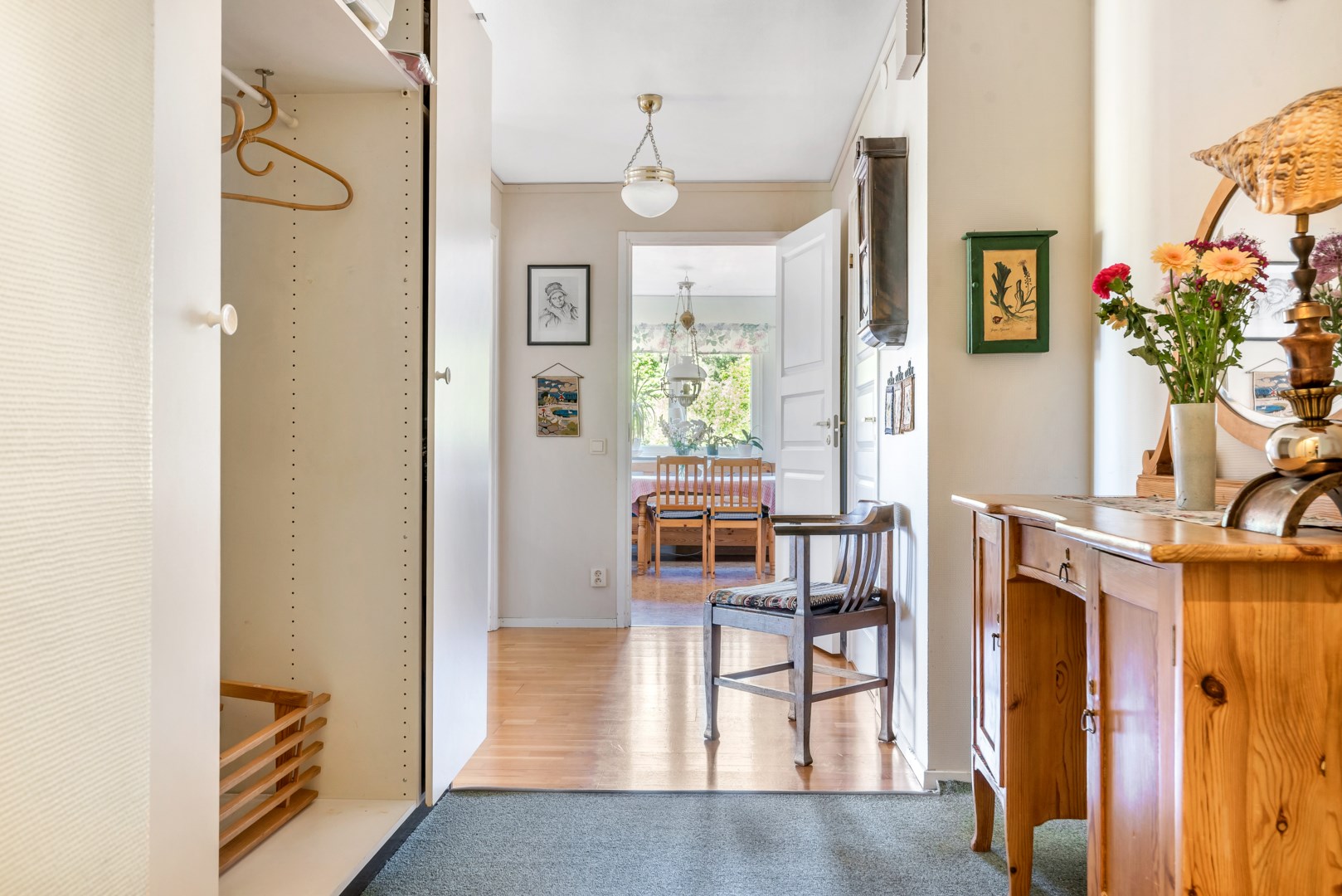 Bostadsbild från Lings väg 92, Såld i Ling, Uppsala