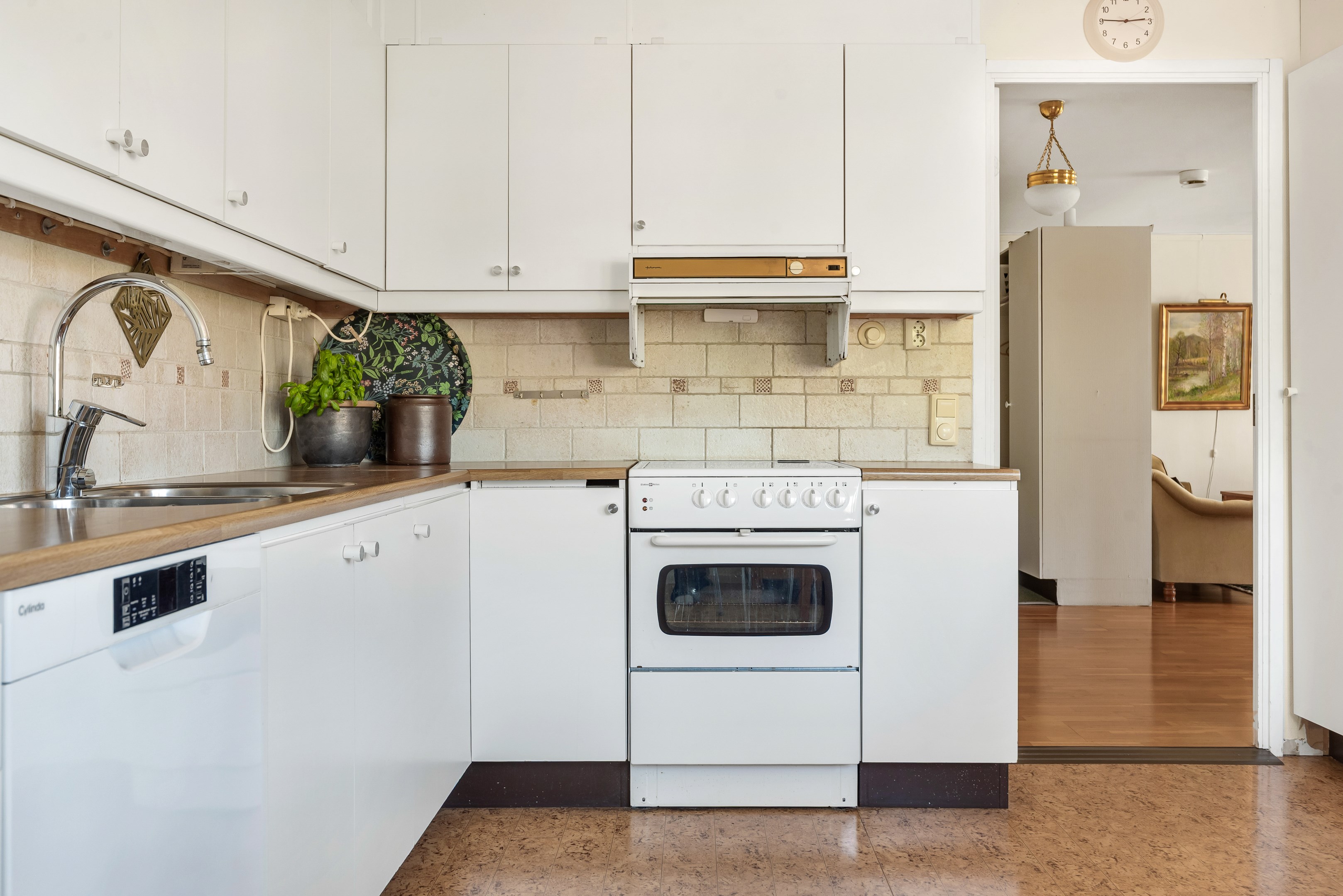 Bostadsbild från Lings väg 92, Såld i Ling, Uppsala