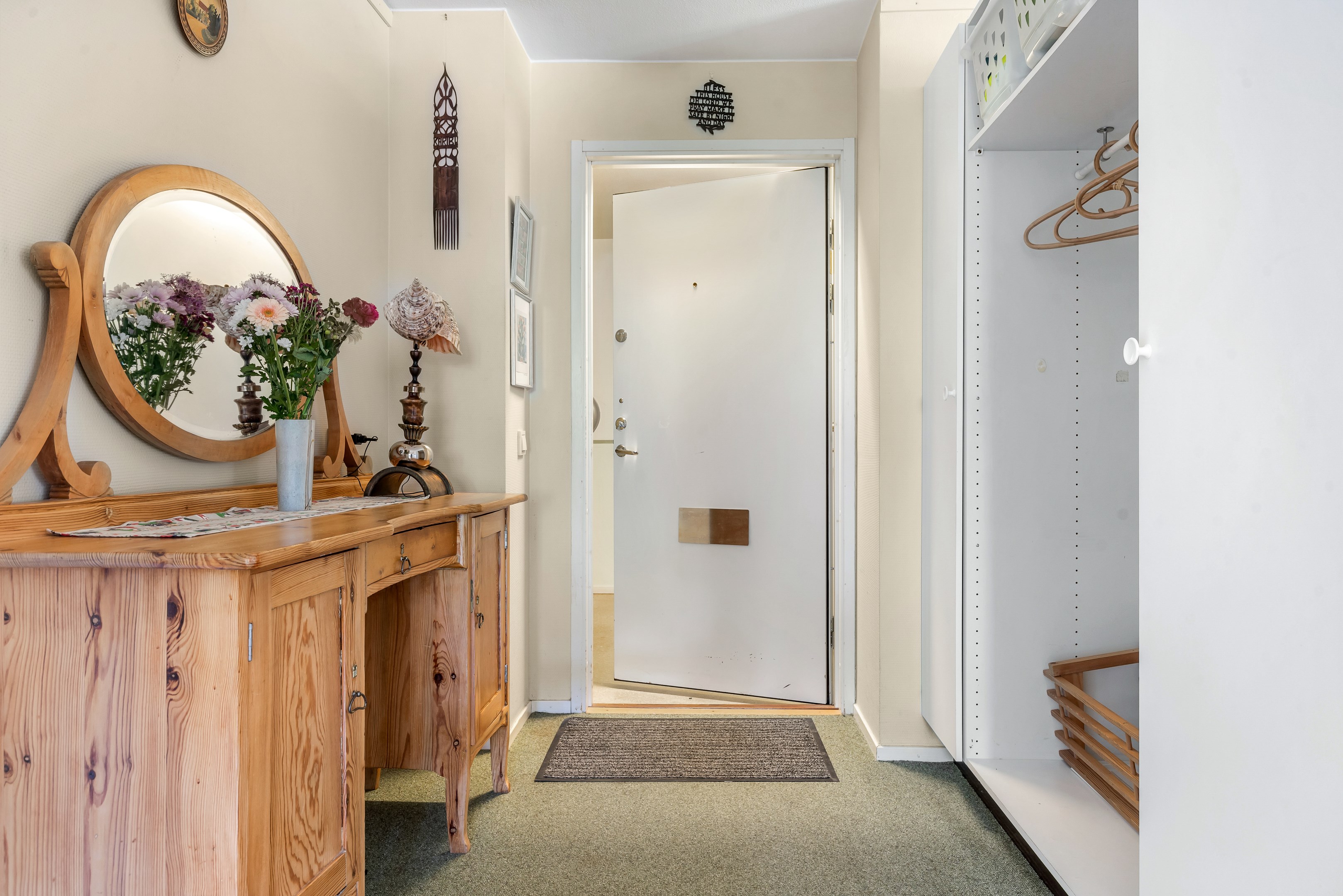 Bostadsbild från Lings väg 92, Såld i Ling, Uppsala