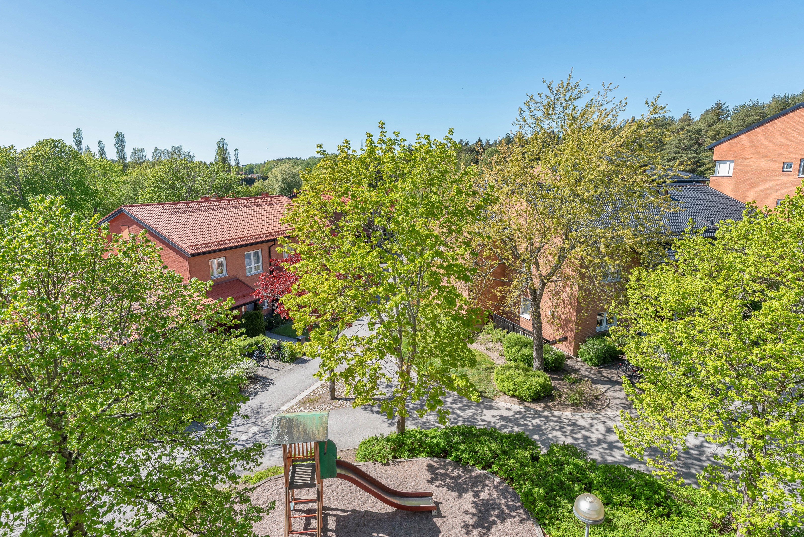 Bostadsbild från Lings väg 92, Såld i Ling, Uppsala