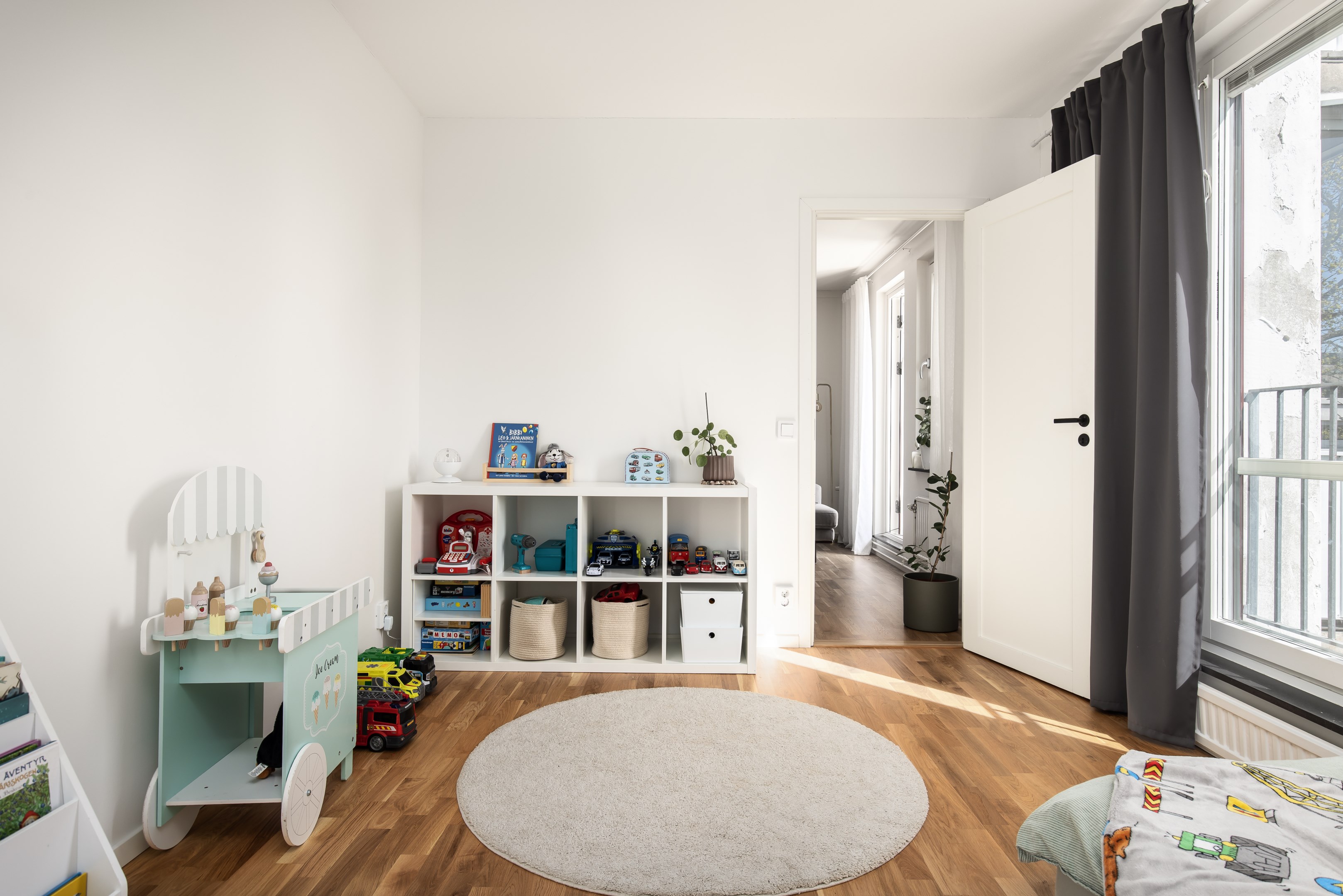 Bostadsbild från Utövägen 9, Till salu i Västra Orminge, Nacka