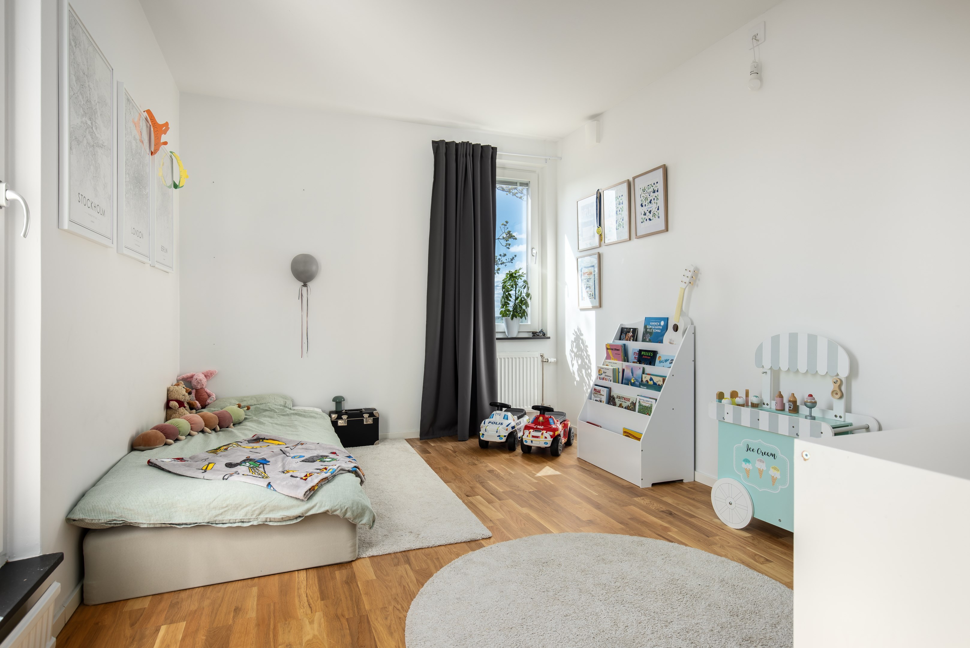 Bostadsbild från Utövägen 9, Till salu i Västra Orminge, Nacka