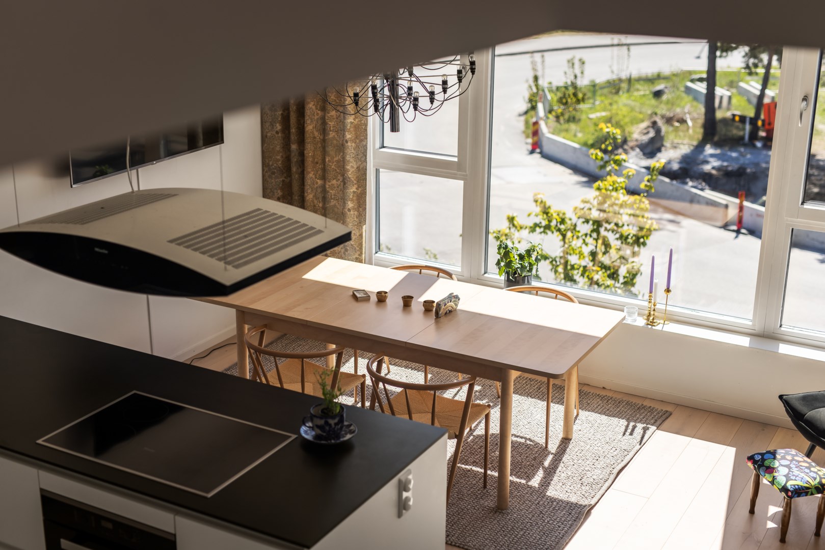 Bostadsbild från Ljuskärrsgränden 2B, Såld i Ljuskärrsberget - Saltsjöbaden, Nacka