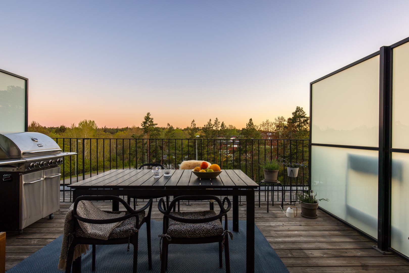 Bostadsbild från Ljuskärrsgränden 2B, Såld i Ljuskärrsberget - Saltsjöbaden, Nacka