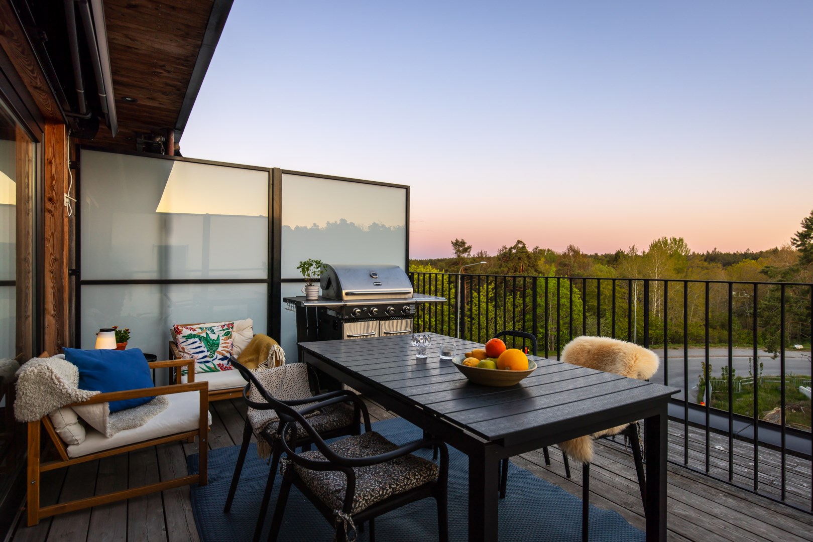 Bostadsbild från Ljuskärrsgränden 2B, Såld i Ljuskärrsberget - Saltsjöbaden, Nacka