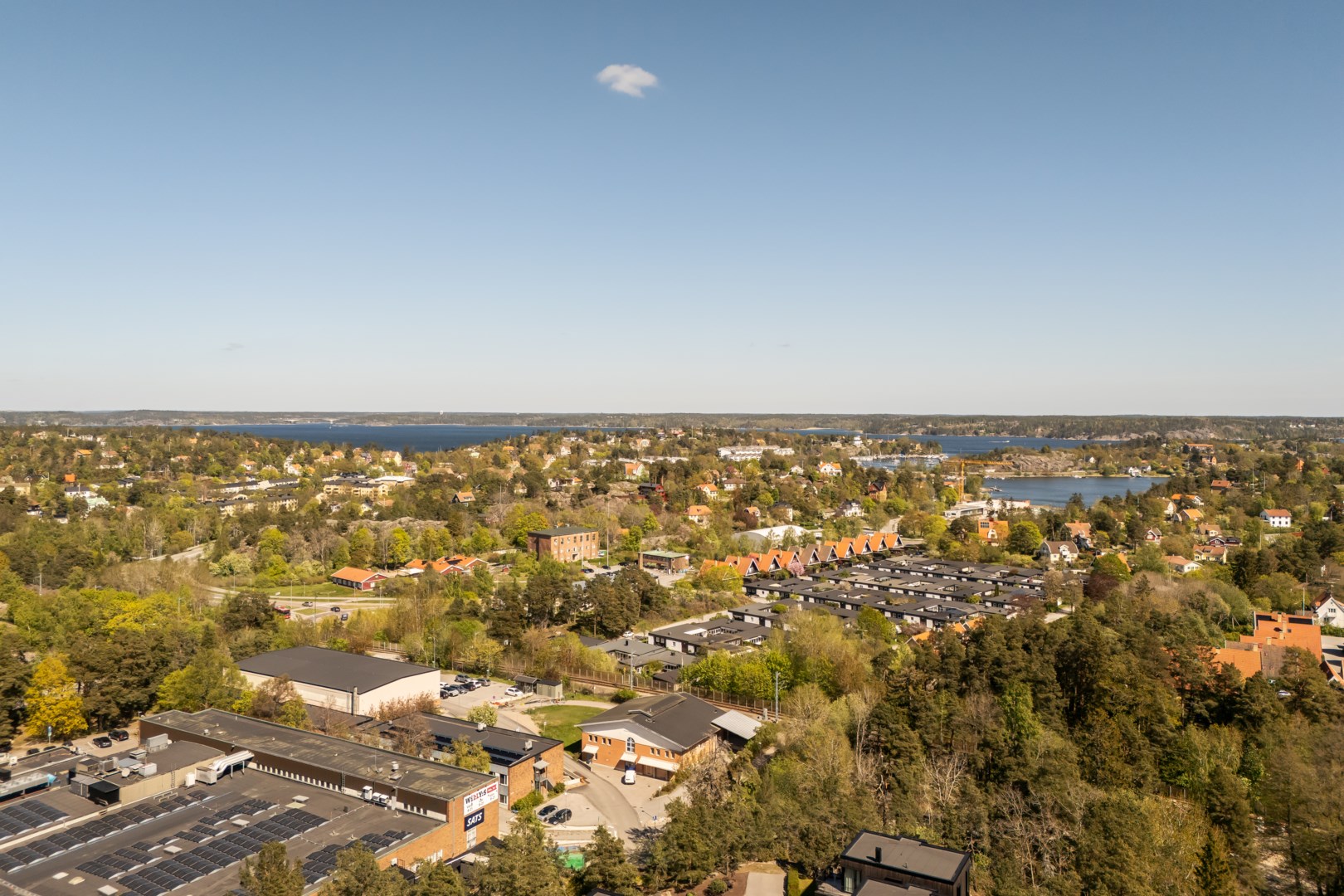 Bostadsbild från Ljuskärrsgränden 2B, Såld i Ljuskärrsberget - Saltsjöbaden, Nacka