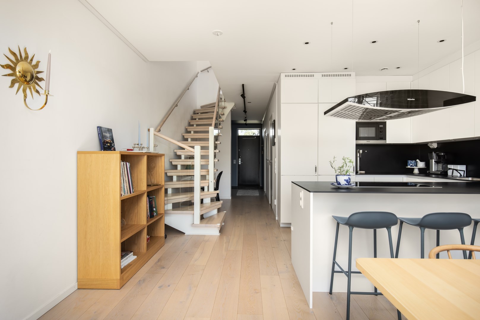 Bostadsbild från Ljuskärrsgränden 2B, Såld i Ljuskärrsberget - Saltsjöbaden, Nacka