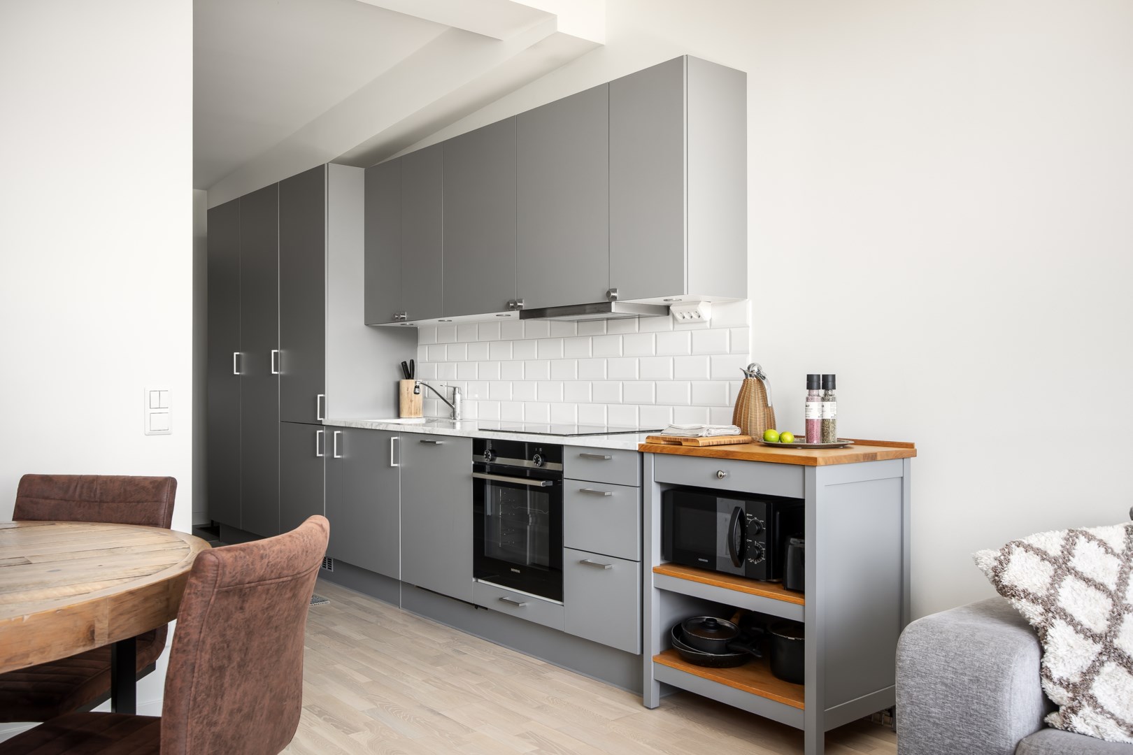 Bostadsbild från Hjortängsvägen 2, Såld i Björknäs, Nacka