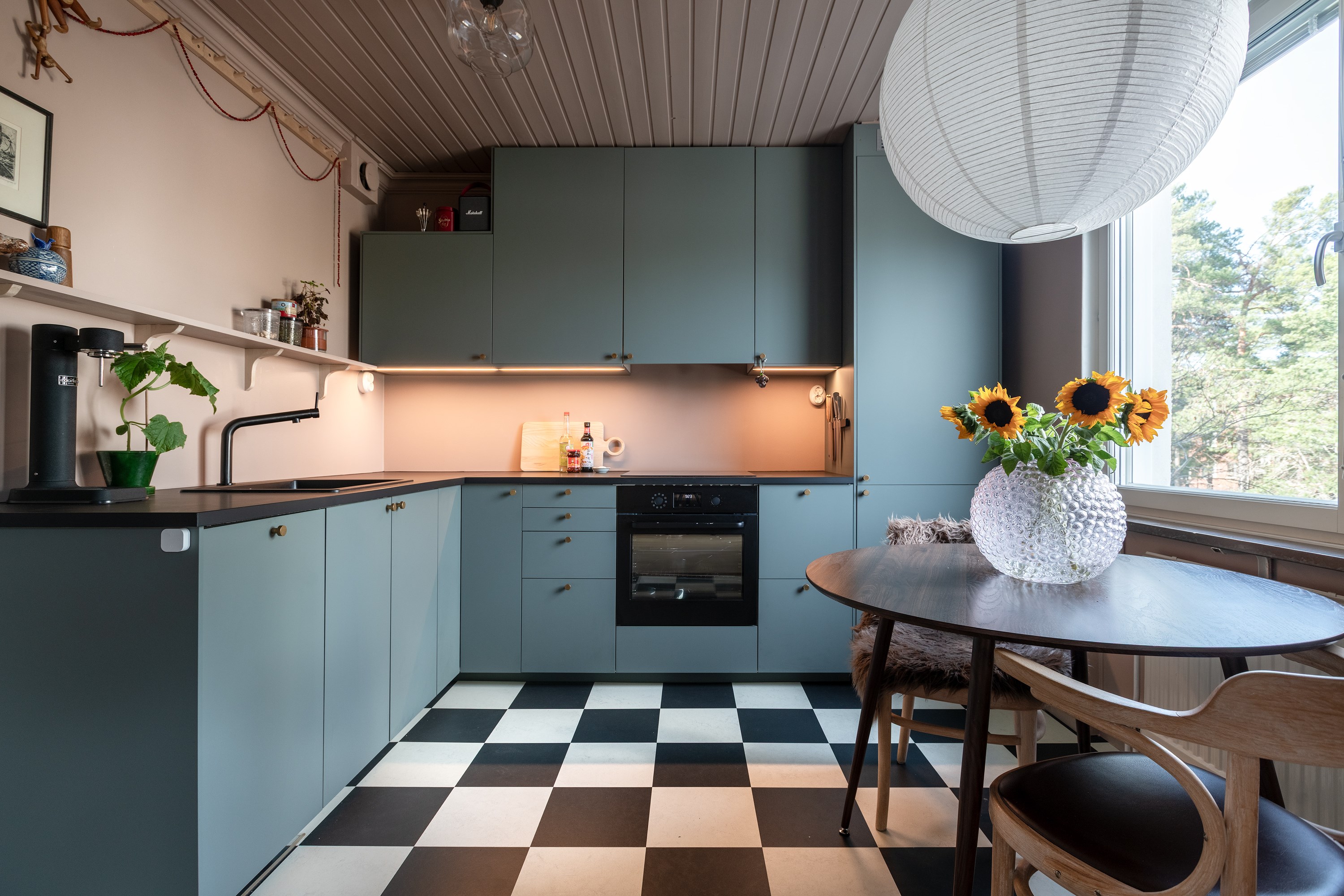 Bostadsbild från Tullingebergsvägen 11, Såld i G:a Tullingeberg, Botkyrka