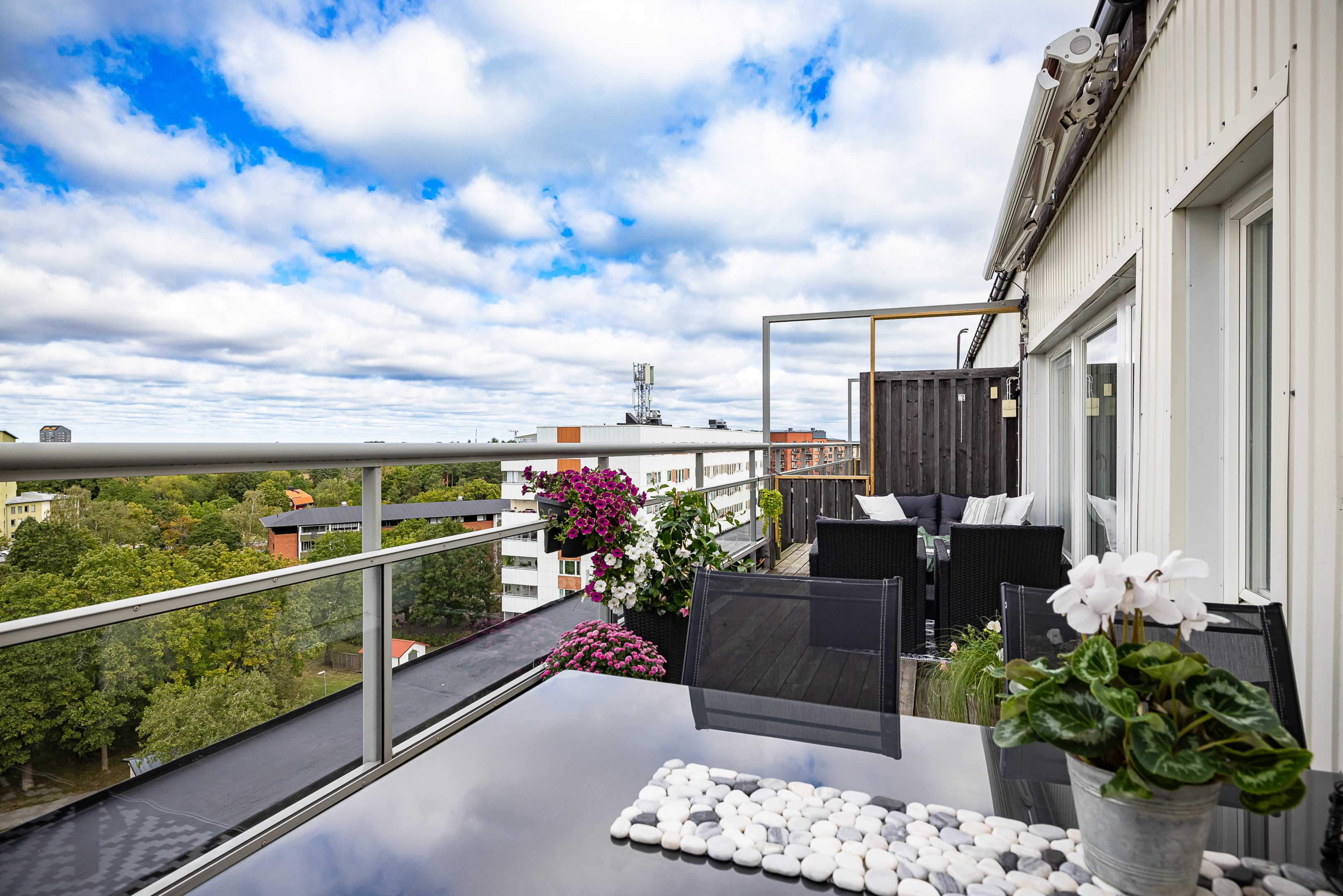 Bostadsbild från Ritargatan 8 B, Såld i Salabacke, Uppsala