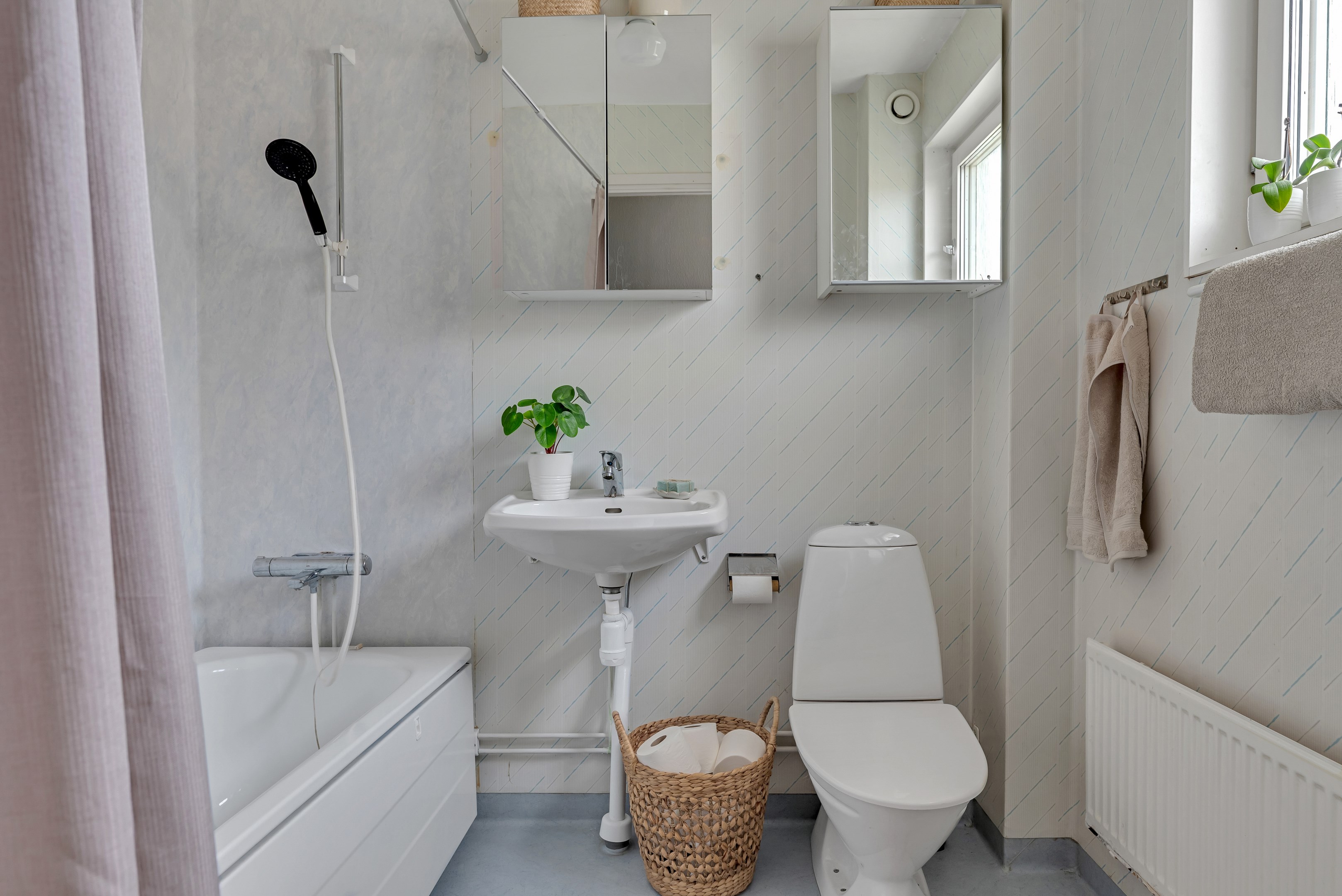 Bostadsbild från Johan Marméns väg 9, Såld i Alunda, Östhammar